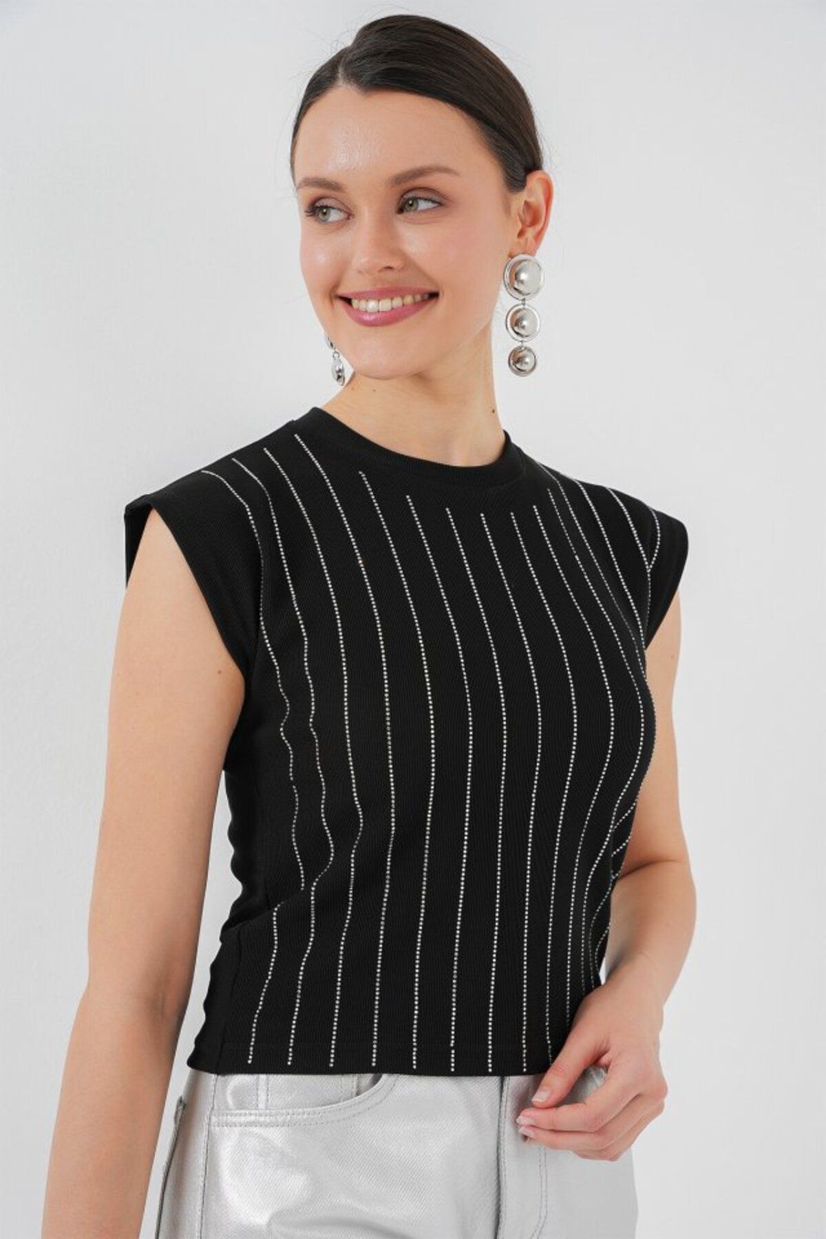 ARUZ MODA Sıfır Kol Taşlı Bluz 931 - Siyah