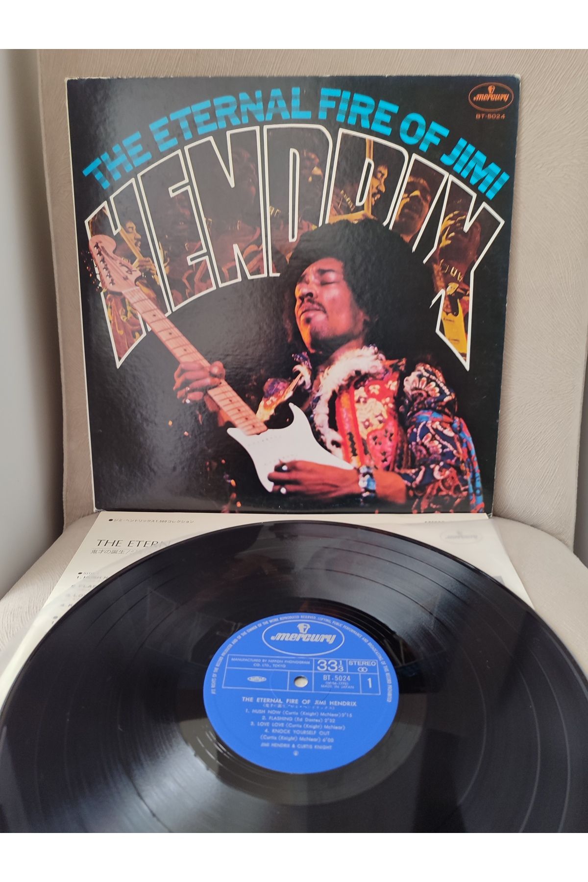 Plakperest JIMI HENDRIX The Eternal Fire of Jimi Hendrix - 1975 Japonya Basım 33lük LP Plak 2.EL