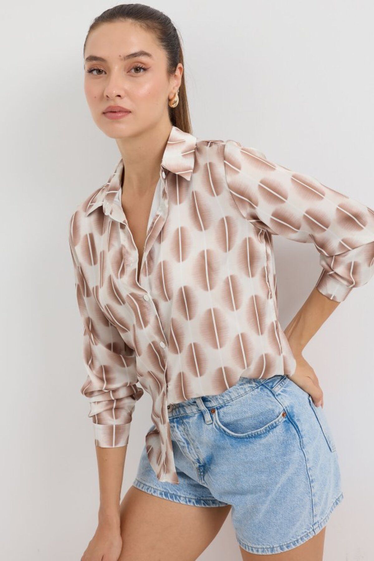 ARUZ MODA 3964 Hafif Dökümlü Saten Gömlek - B.Kahverengi