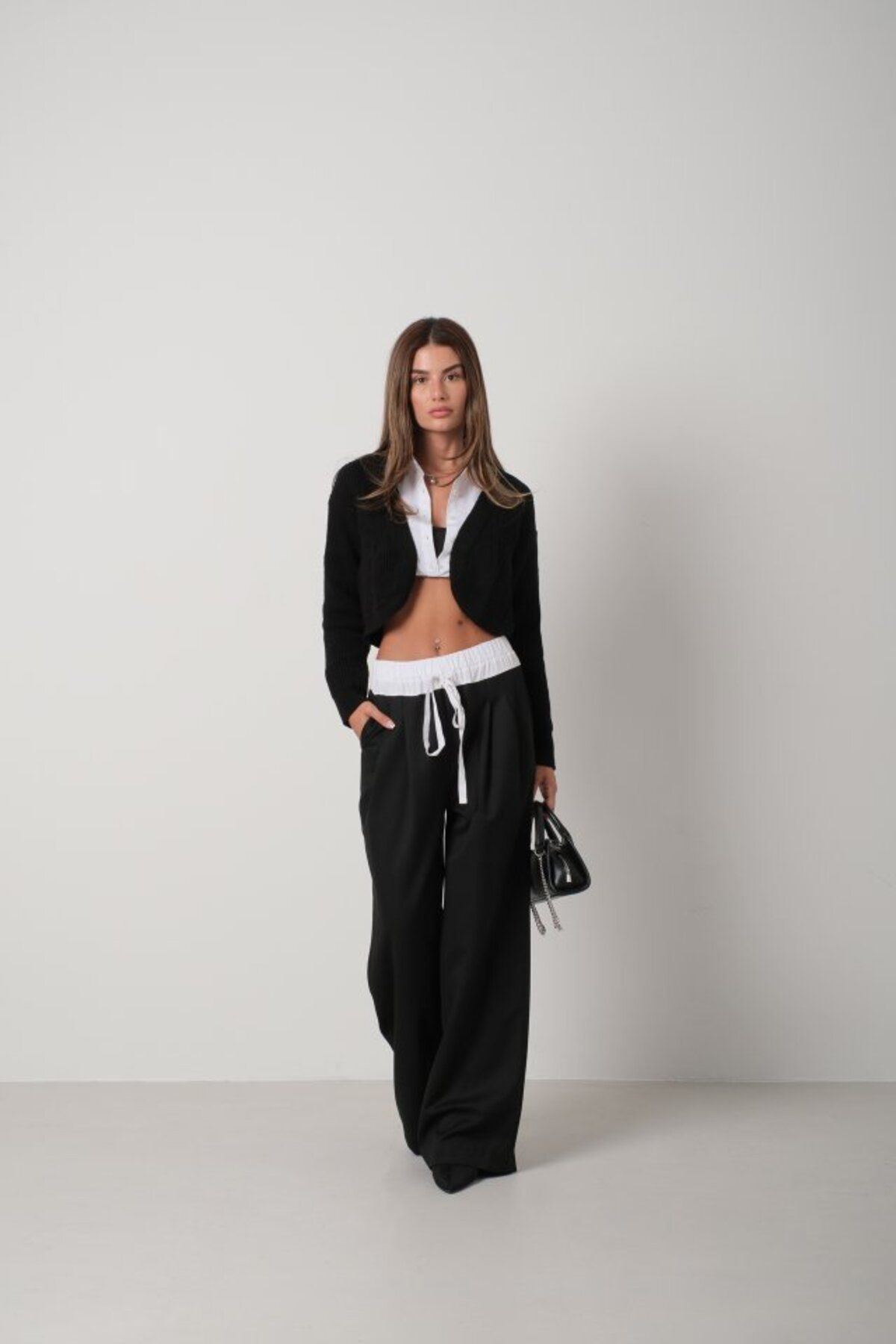 ARUZ MODA Biyeli Crop Triko Hırka