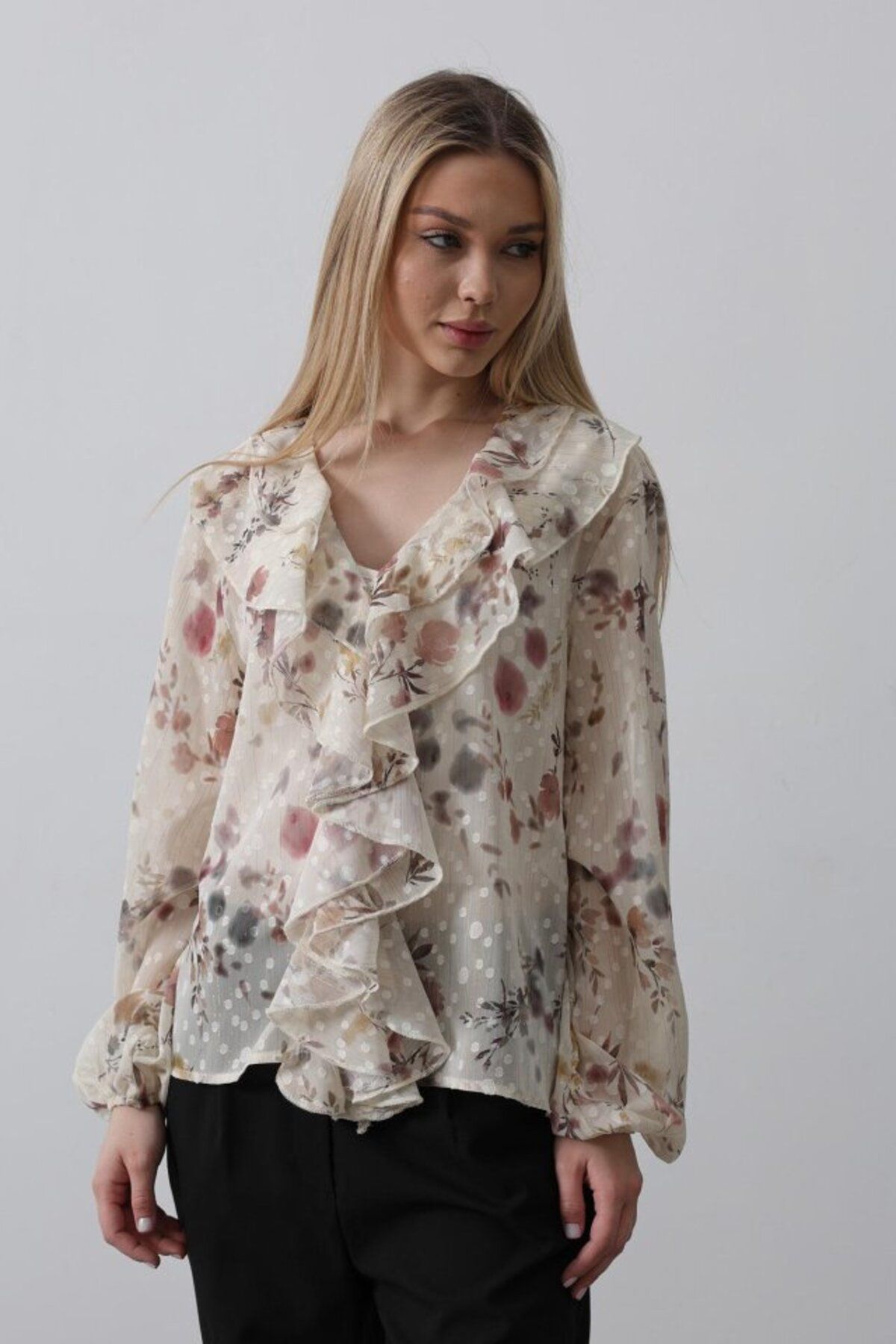 ARUZ MODA Volanlı Çiçek Desen Şifon Gömlek - Krem