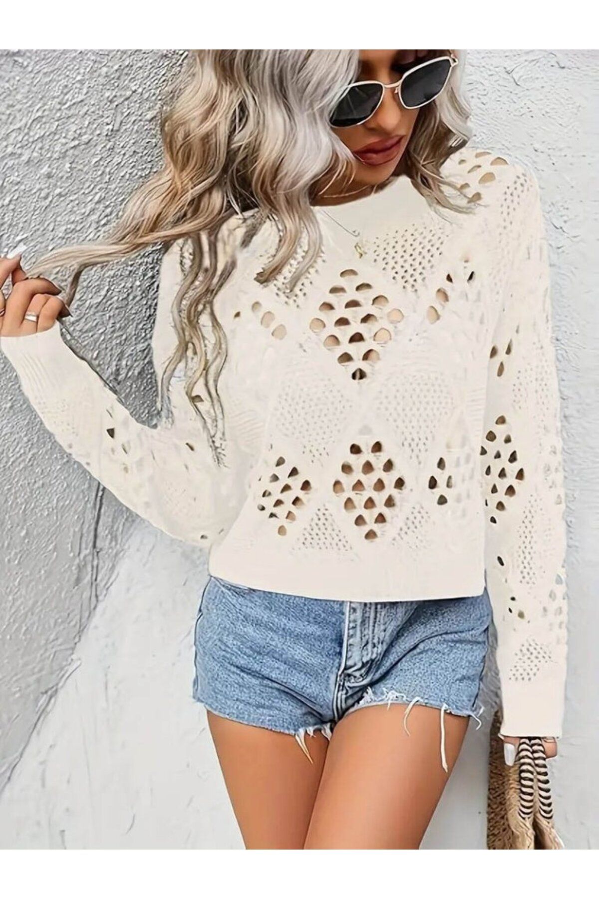 ARUZ MODA Kadın Uzun Kollu Yuvarlak Yaka Delik Desenli Triko Bluz
