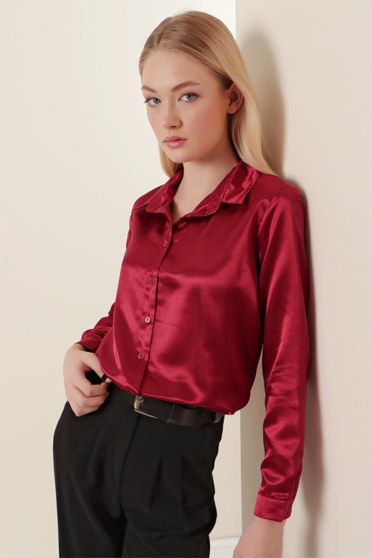 ARUZ MODA 3964 Hafif Dökümlü Saten Gömlek - Mürdüm