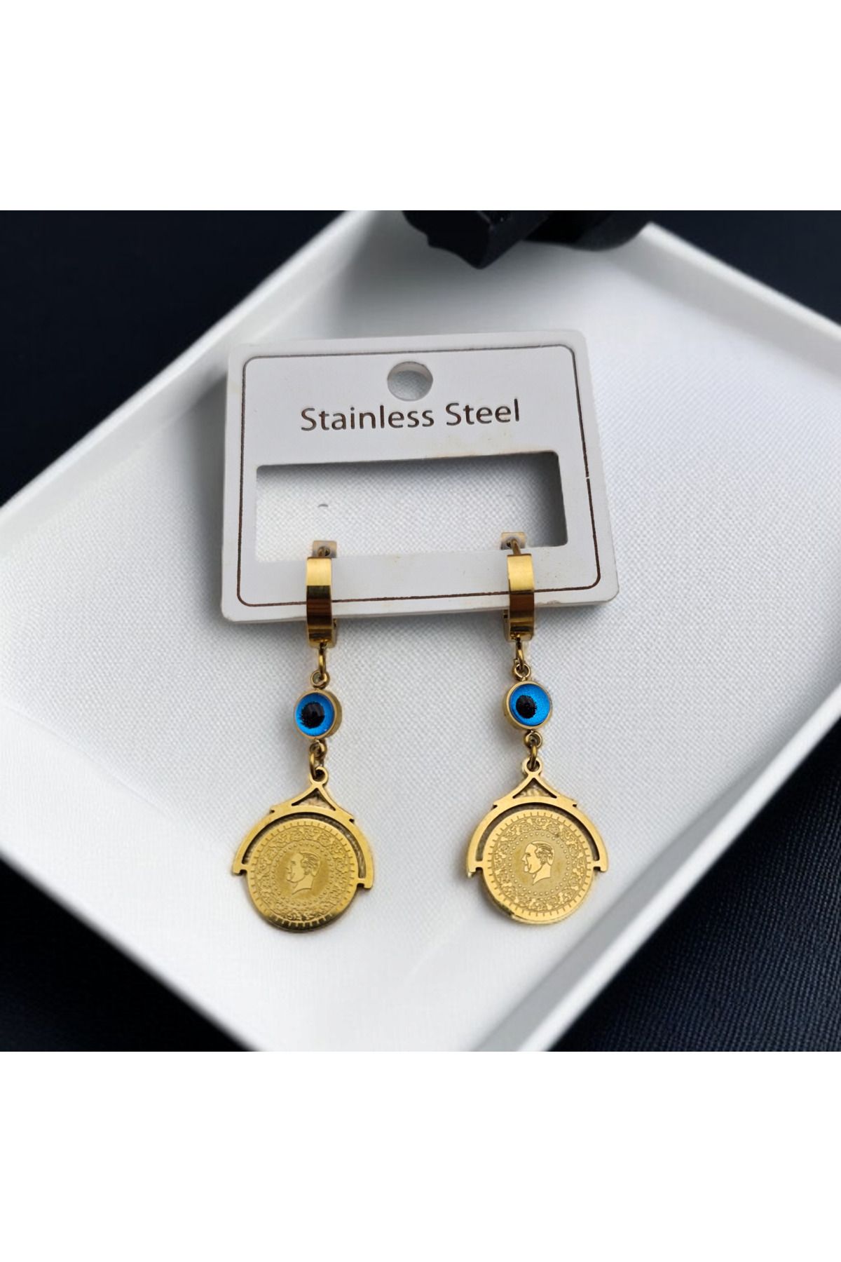 Meyra Accessories Kadın çelik küpe kararmaz paslanmaz altın desenli nazar boncuklu gold küpe lüx a kalite
