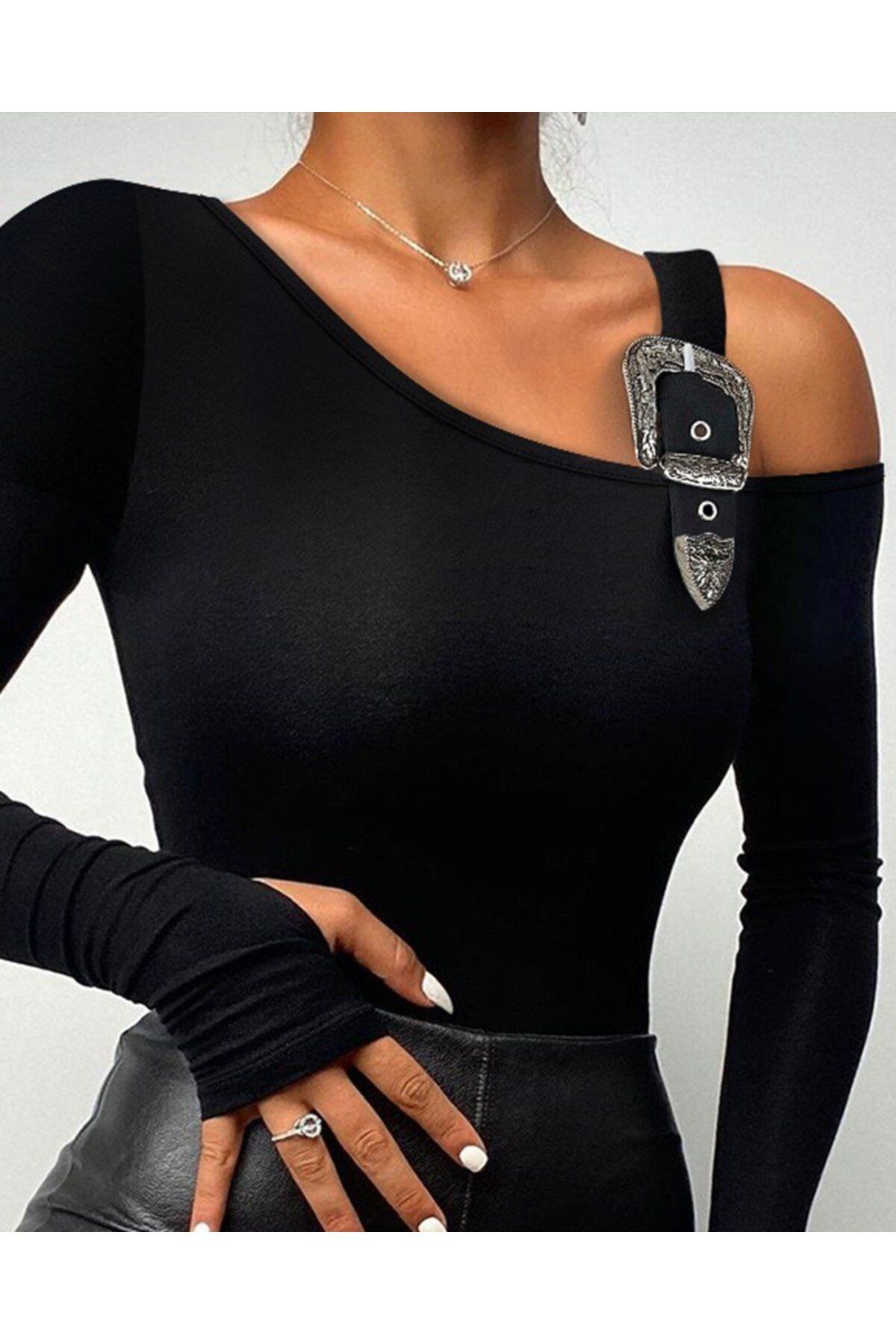 ARUZ MODA Kadın Uzun Kollu Tek Omuzu Açık Toka Detaylı Viskon Bluz