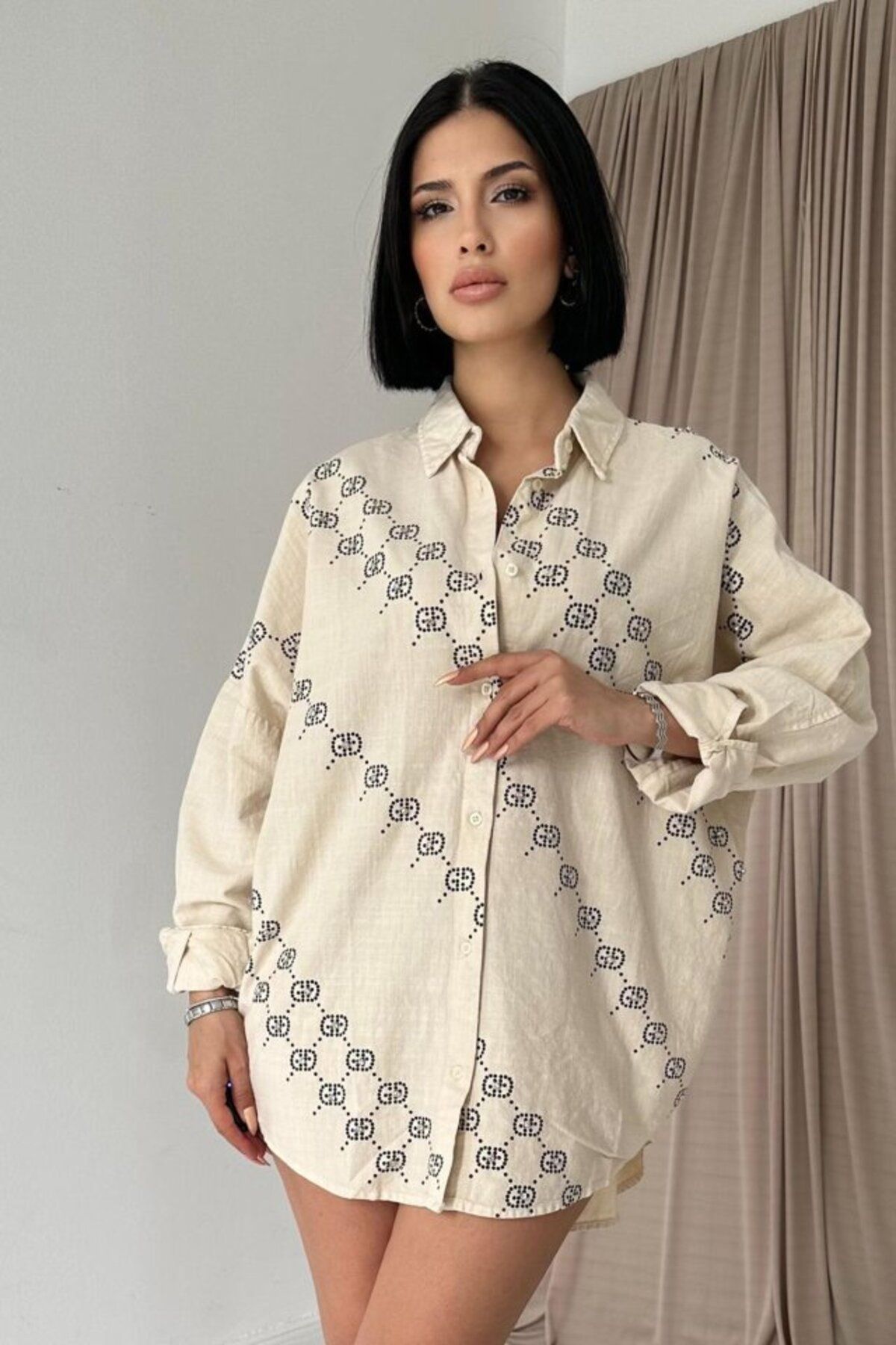 ARUZ MODA Bej Boyamalı Keten Baskılı Taşlı Gömlek