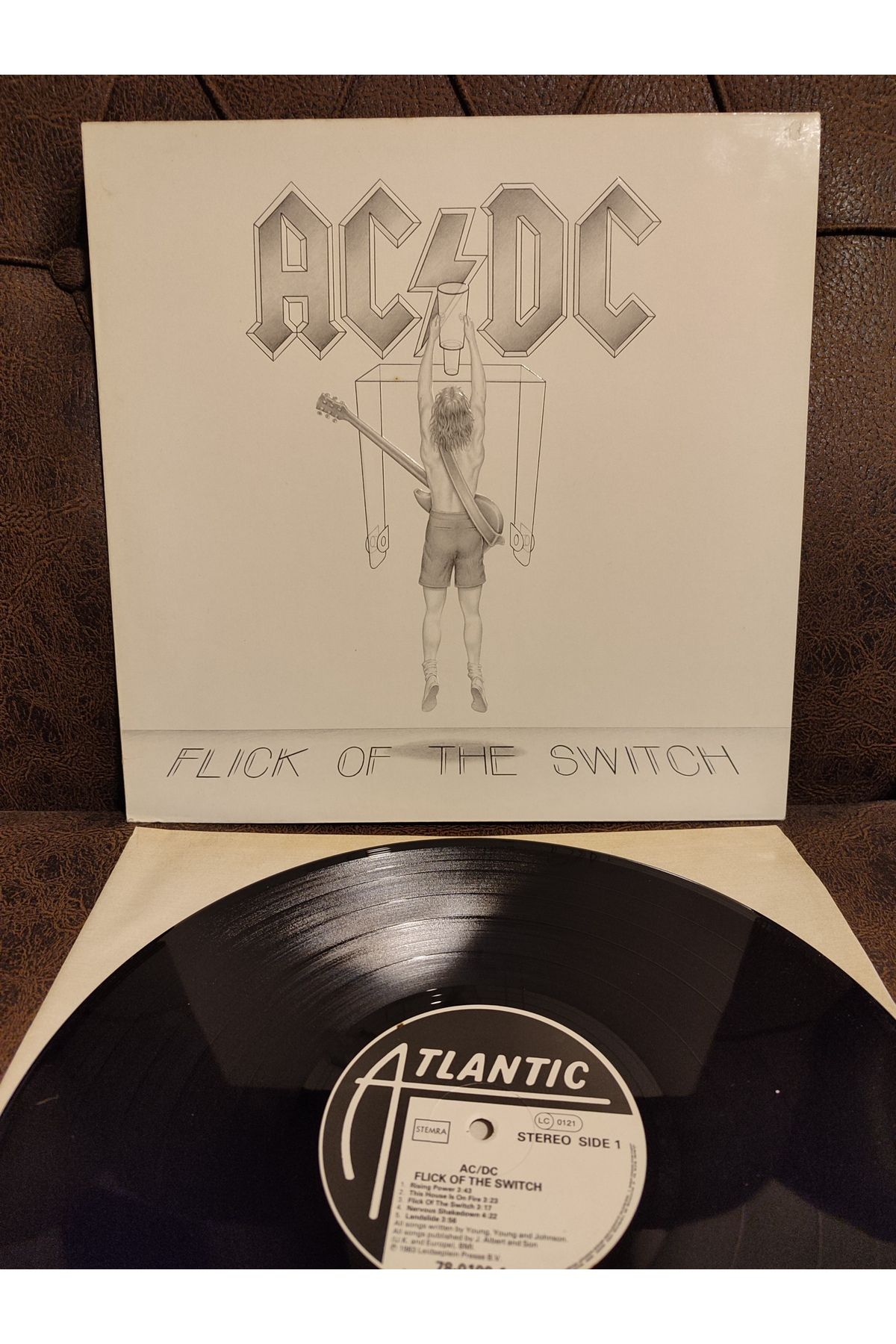 Plakperest AC/DC - Flick of The Switch 1983 Almanya Basım LP Plak 2.el