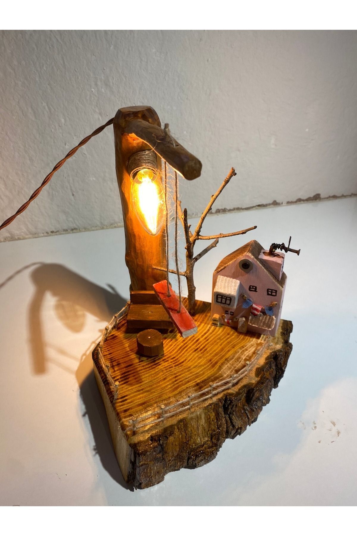 MB happyartshop Dekoratif Ahşap Masa Üstü Lamba