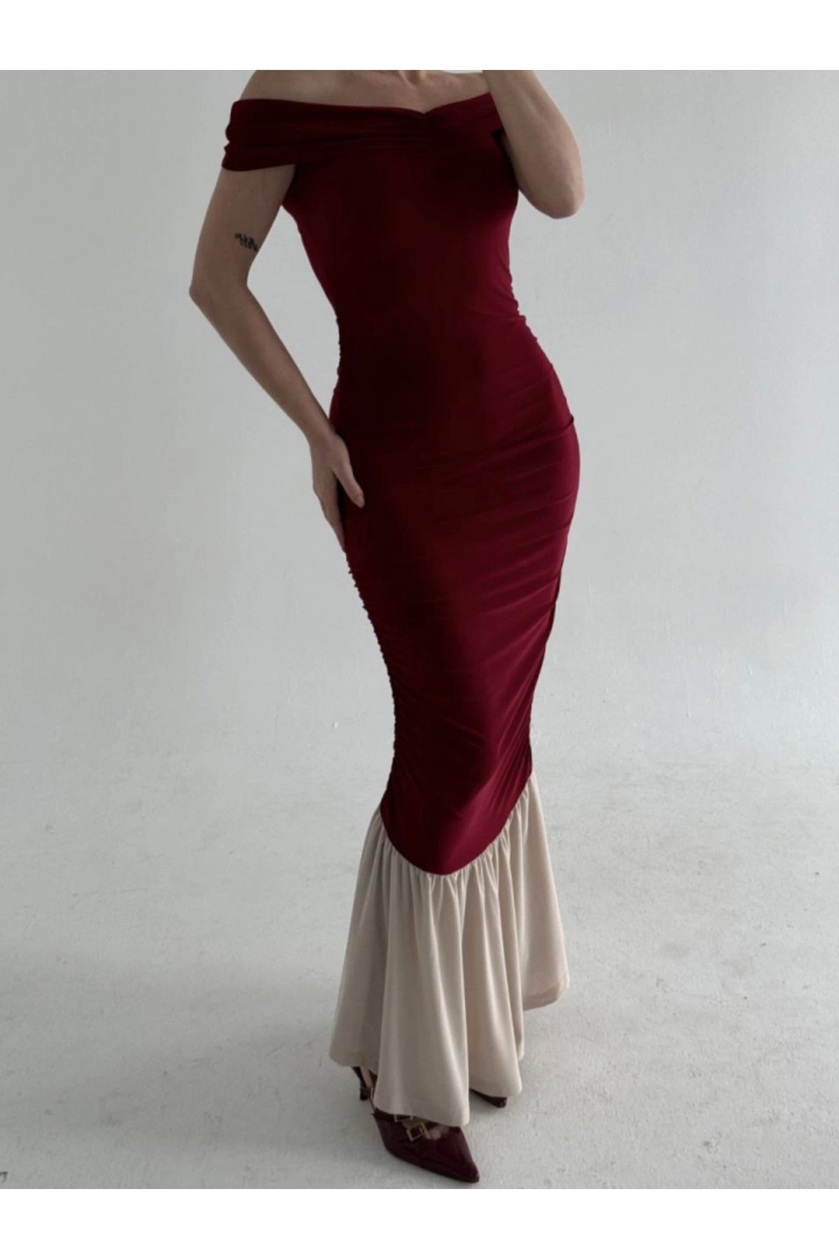 ARUZ MODA Striptiz Omuzlu Uzun Elbise- Bordo