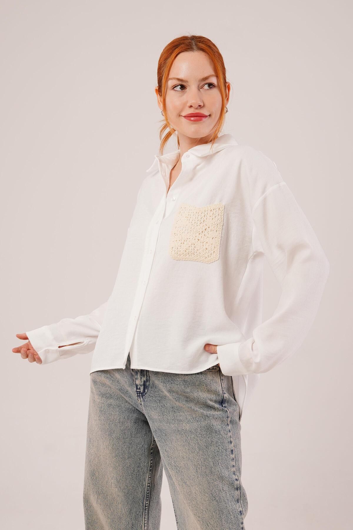 ARUZ MODA Etnik Cep Detaylı Beyaz Gömlek