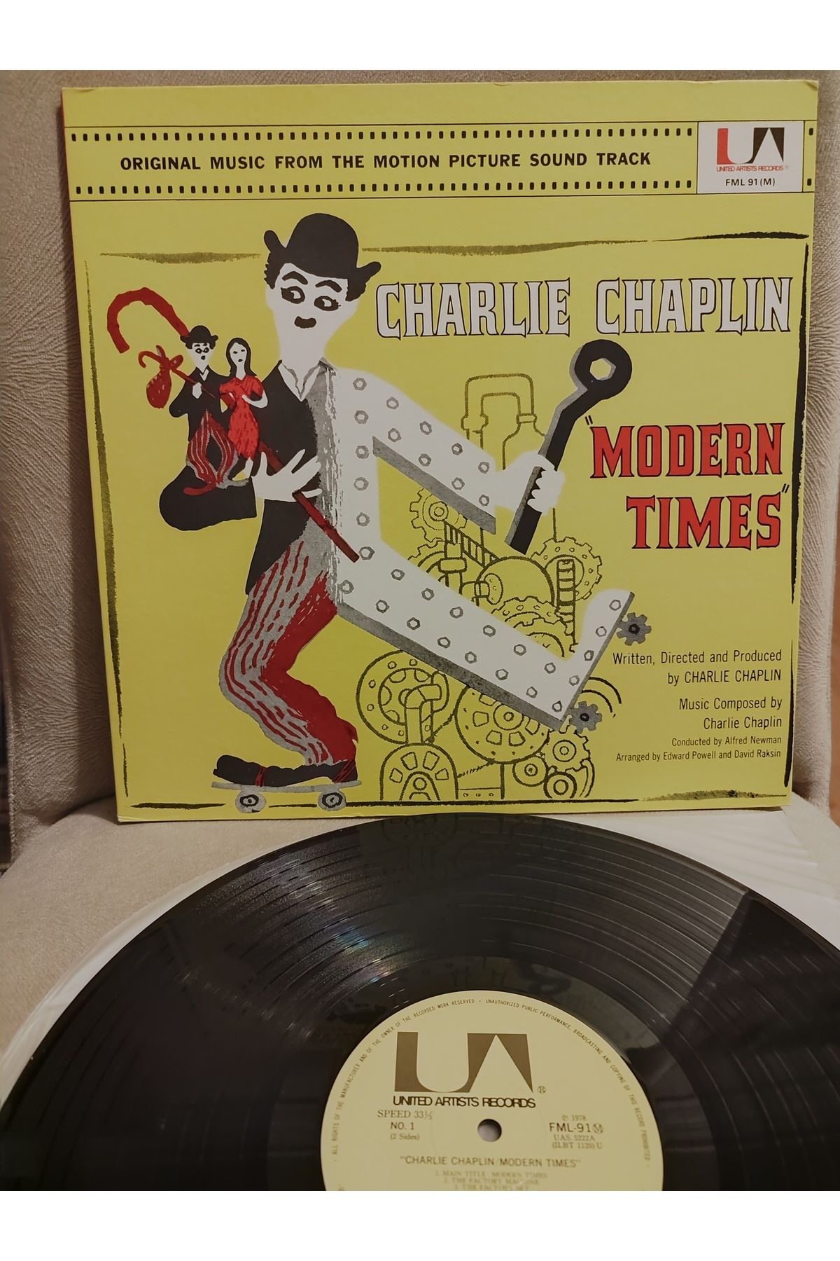 Plakperest MODERN TIMES / Charlie Chaplin - Soundtrack - 1978 Japonya Basım LP Albüm Plak 2.EL