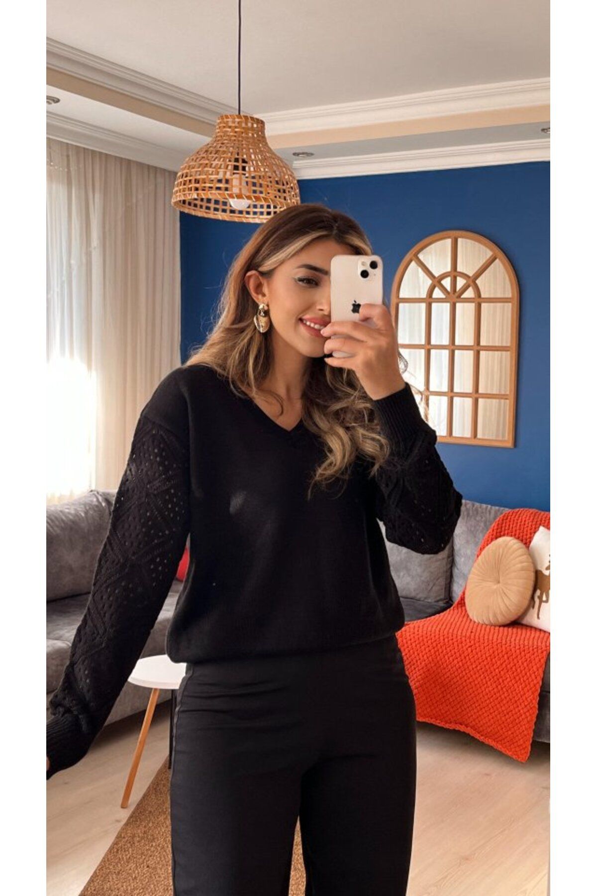 ARUZ MODA Kadın Uzun Kollu V Yaka Kol Delikli Baklava Desen Detaylı Triko Kazak