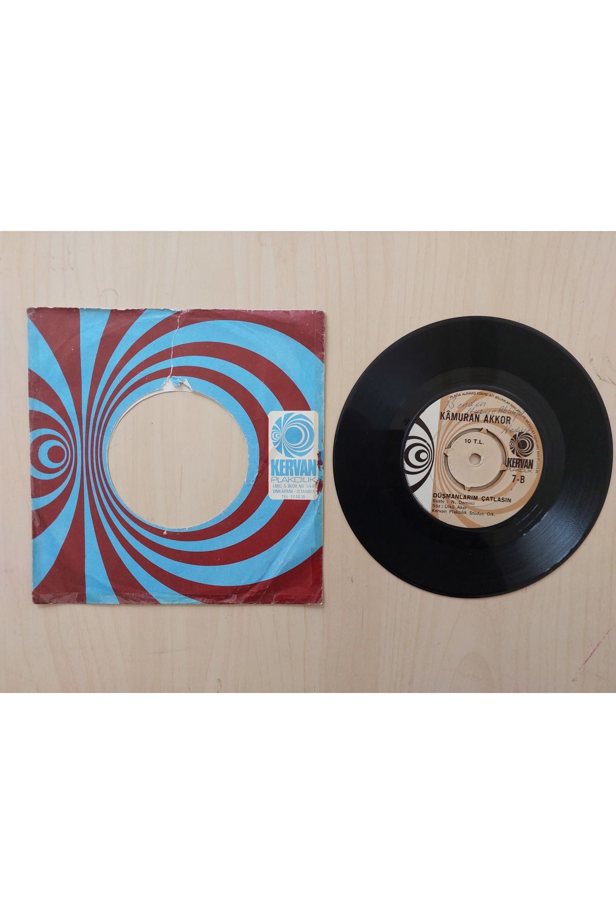Plakperest Kamuran Akkor – Kader Çıkmazı / Düşmanlarım Çatlasın - 1972 Türkiye Basım 45 Lik Plak-2.el