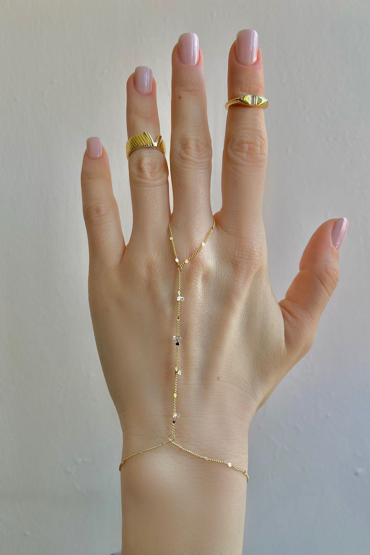 Bijou Luz Gold Zirkon Taş Detaylı Pullu Zincirli Şahmeran