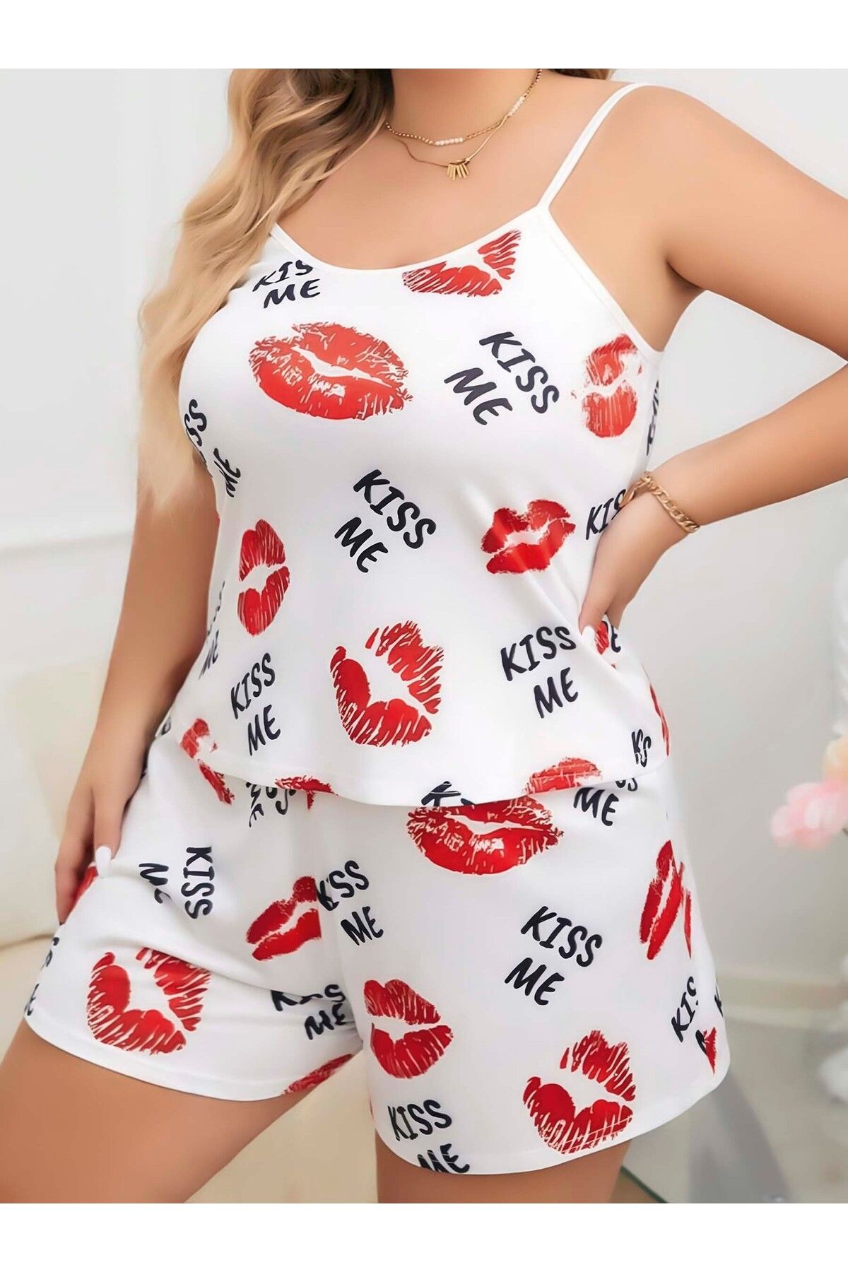 utsnstore BÜYÜK BEDEN ASKILI BASKILI ŞORT CROP GECELİK PİJAMA TAKIMI