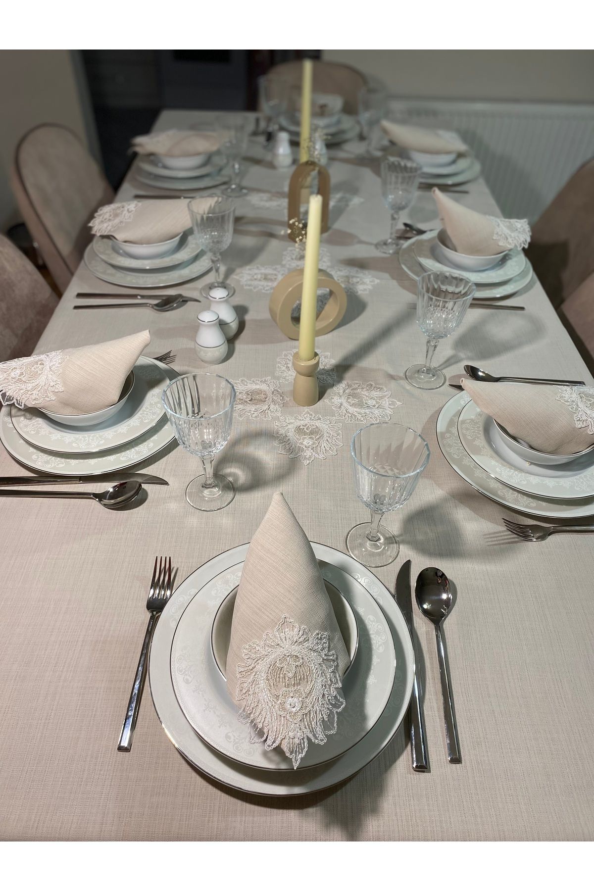 Melek Çeyiz 8 Kişilik 9 Parça Fransız Güpürlü Kapiçino Rengi Linen Gardenya Kumaş Yemek Masası Örtüsü