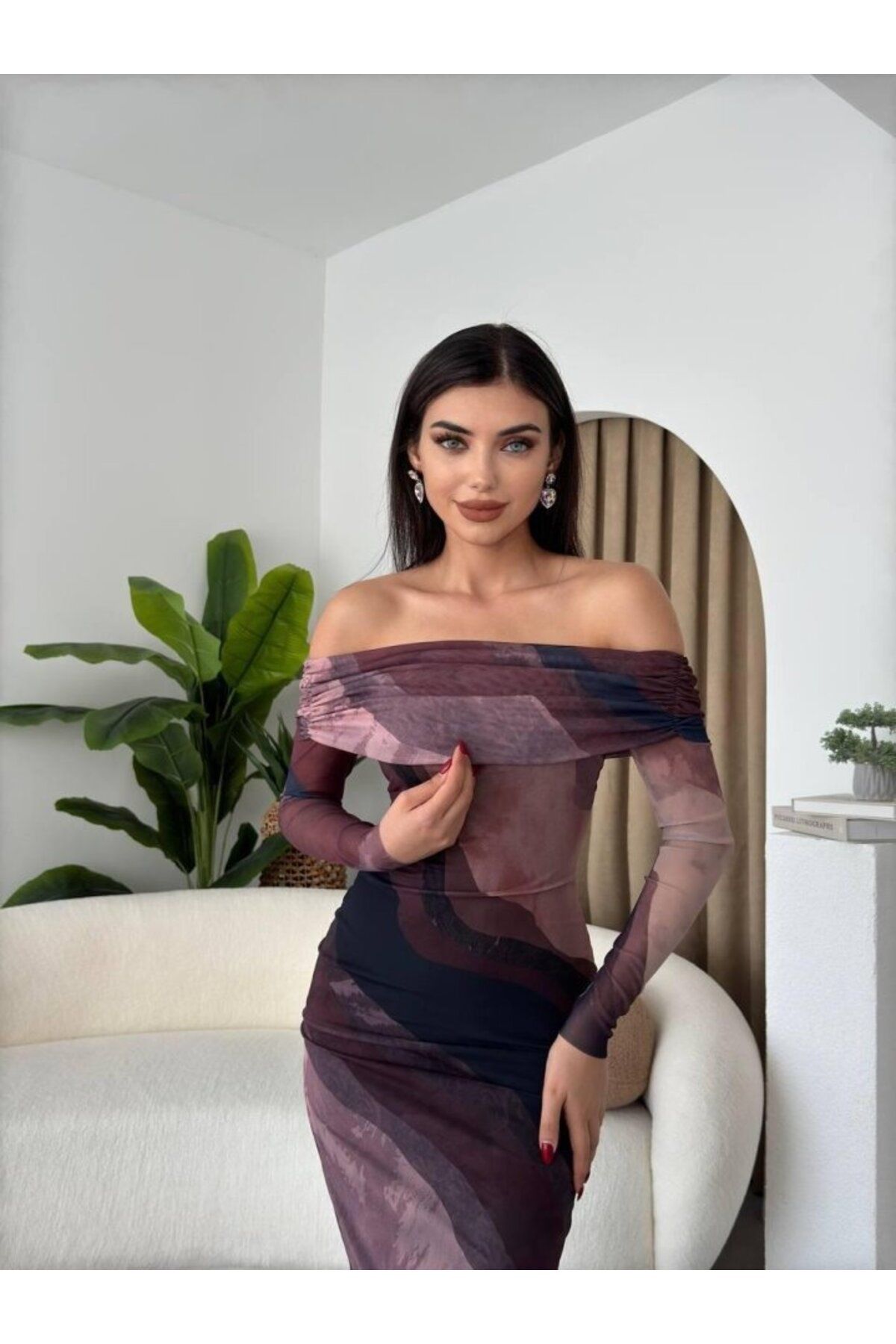 ARUZ MODA Sevilla Madonna Yaka Tül Elbise