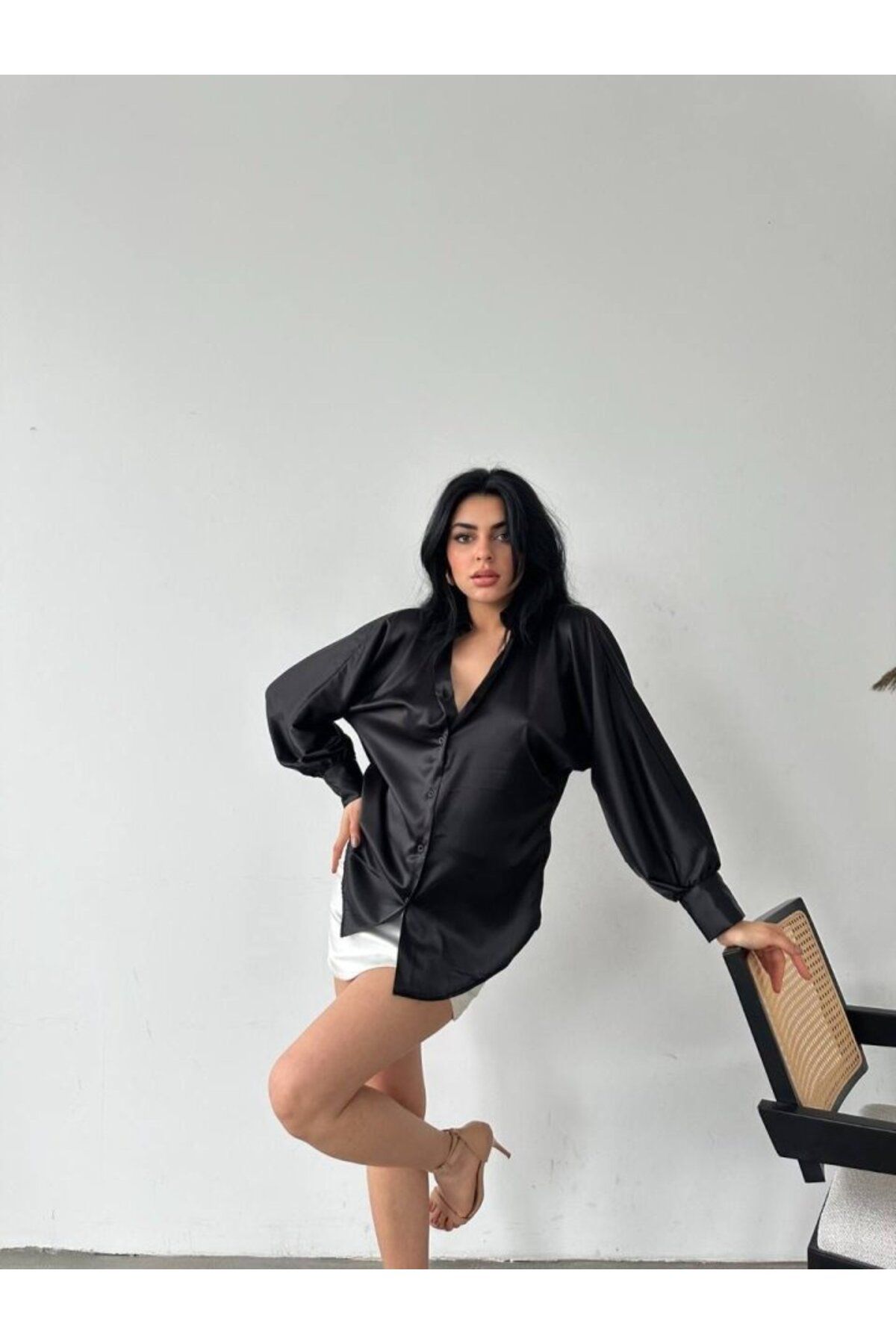 ARUZ MODA Dökümlü Saten Gömlek