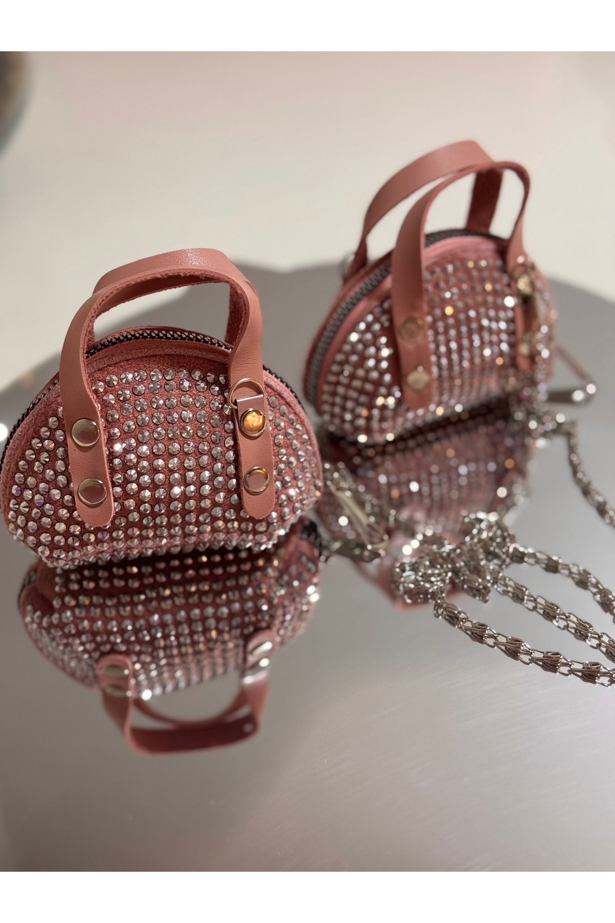 CemreBoutique MİNİBAG Taşlı Zincir Detaylı Mini Çanta 10*7 cm ölçülerinde
