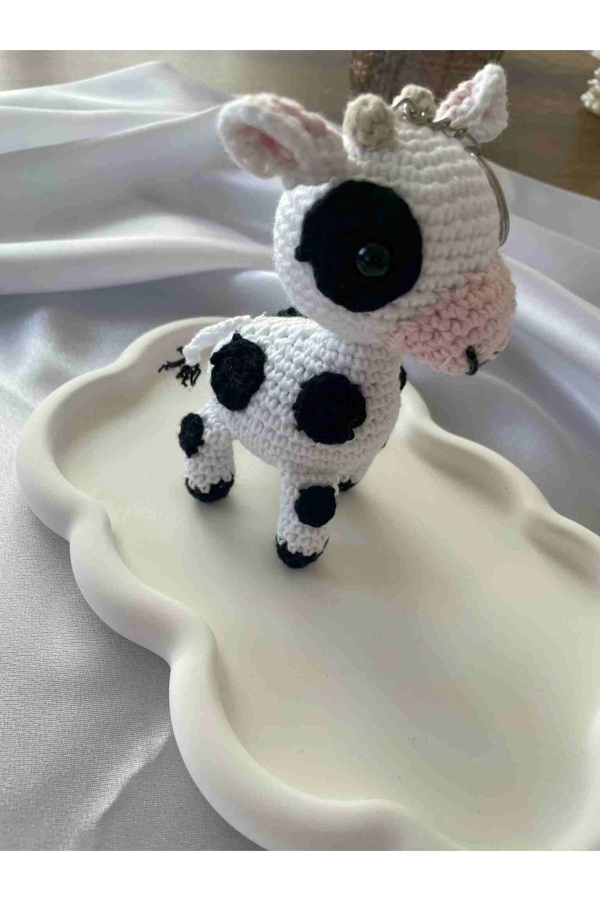 STOREMAX Amigurumi Anahtarlık El Yapımı İnek 12 cm