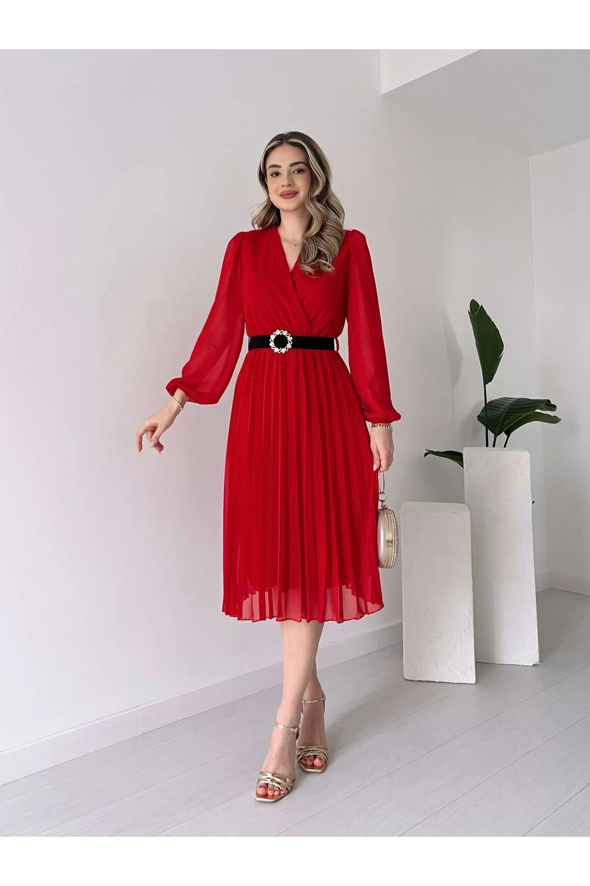 ARUZ MODA Kadın şifon Kumaş Astalı Kloş Kesim Kruvaze Yaka Midi Boy Elbise