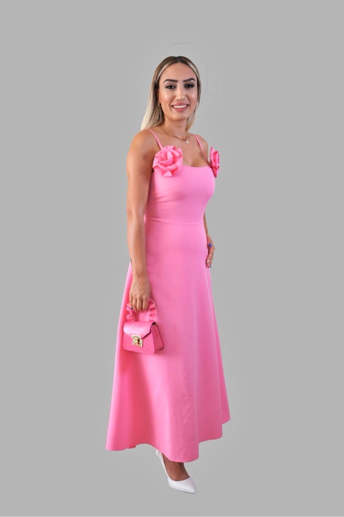Butik Pembe Güllü Uzun Elbise