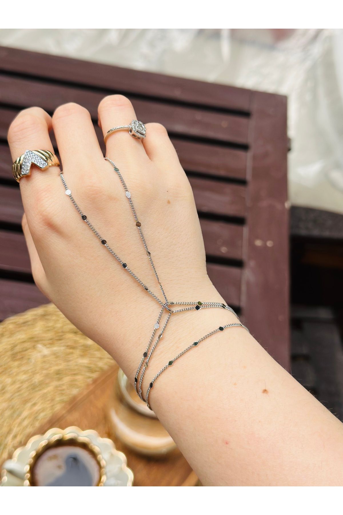 shop Silver pullu zincirli çift dolamalı Şahmeran