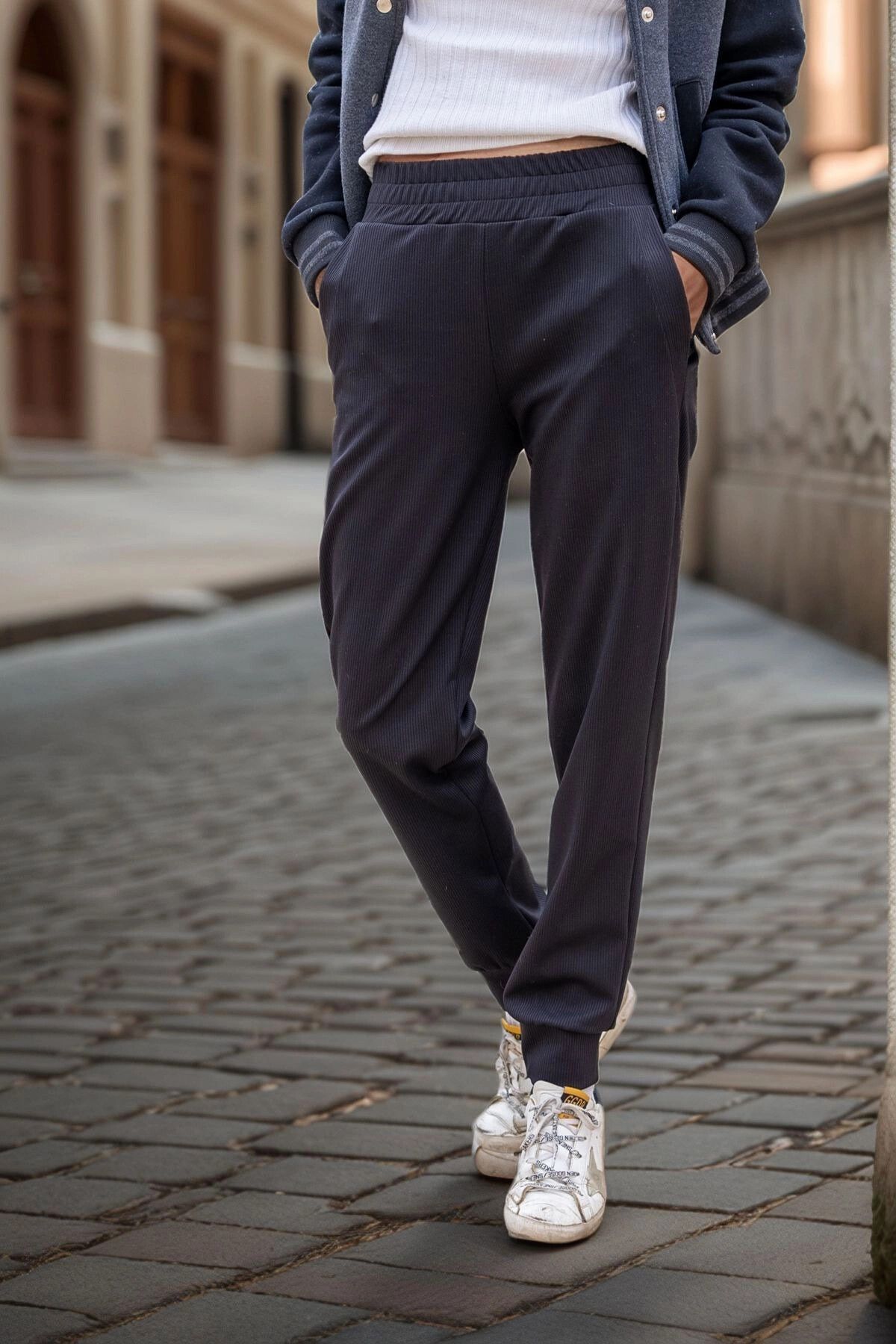 bacc Siyah Kendinden Dokulu Cepli Beli Paçası Lastikli Jogger Pantolon BCBSK-25700-3325