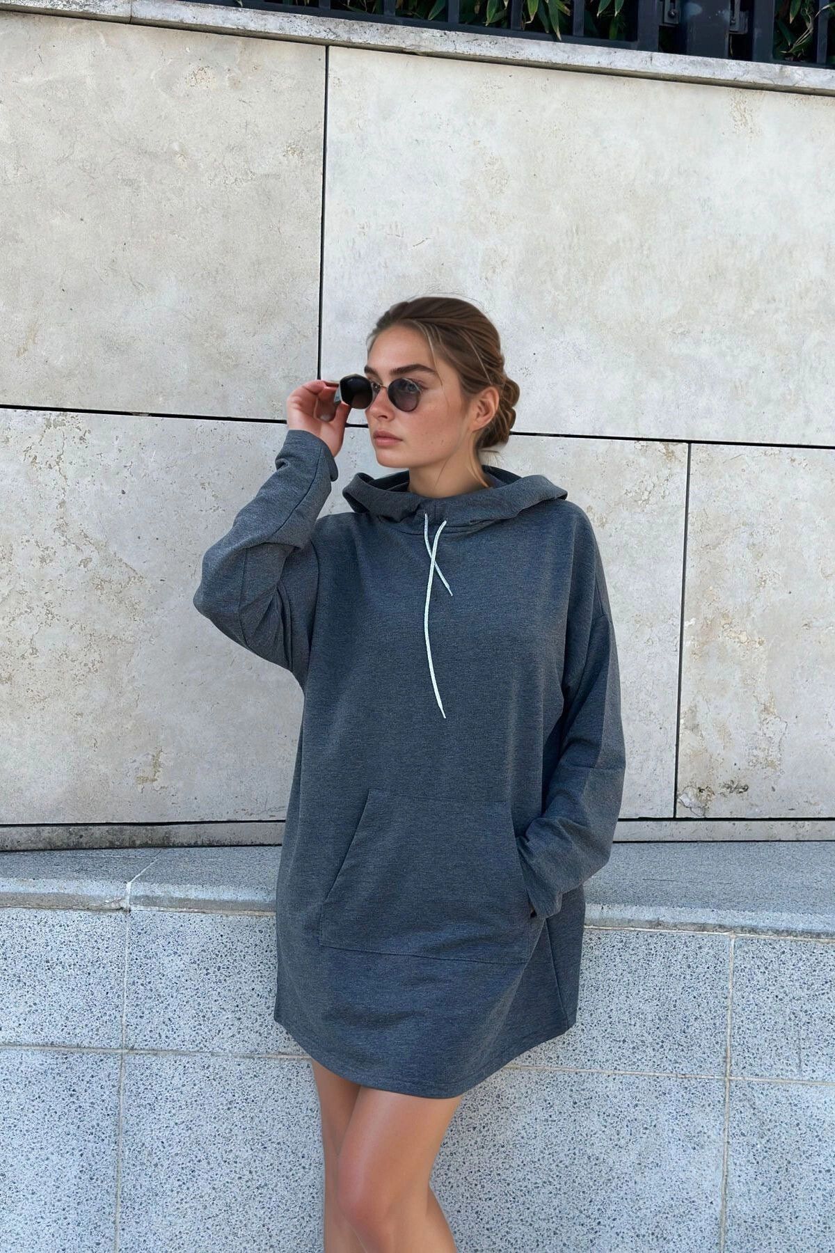 bacc Antrasit Kapüşonlu Kanguru Cep Uzun Salaş Sweatshirt BCBSK-25700-3476