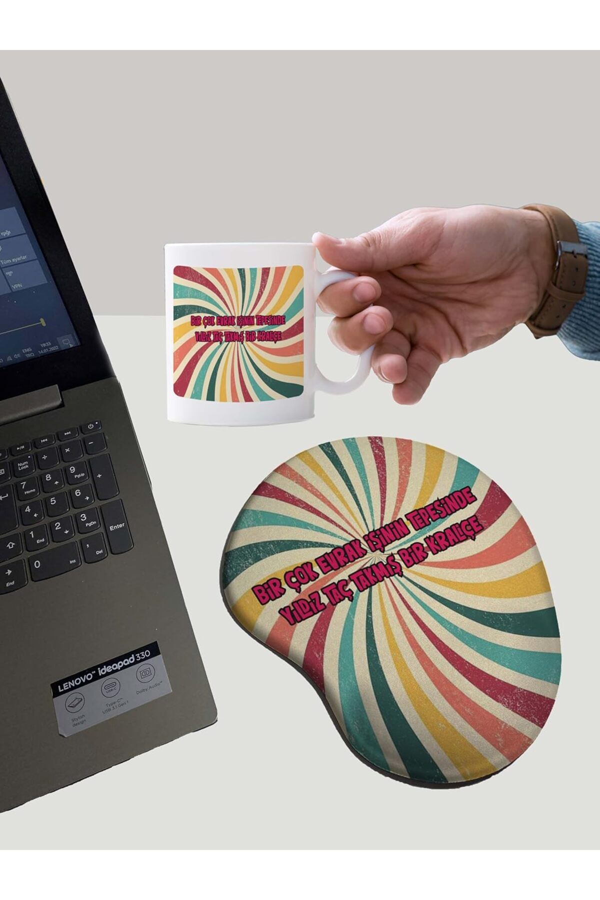 ÇAĞUR çağur shop Taç Takmış Kraliçe Baskılı Bilek Destekli Mouse Pad + Kupa Bardak Mug YENİ 11099