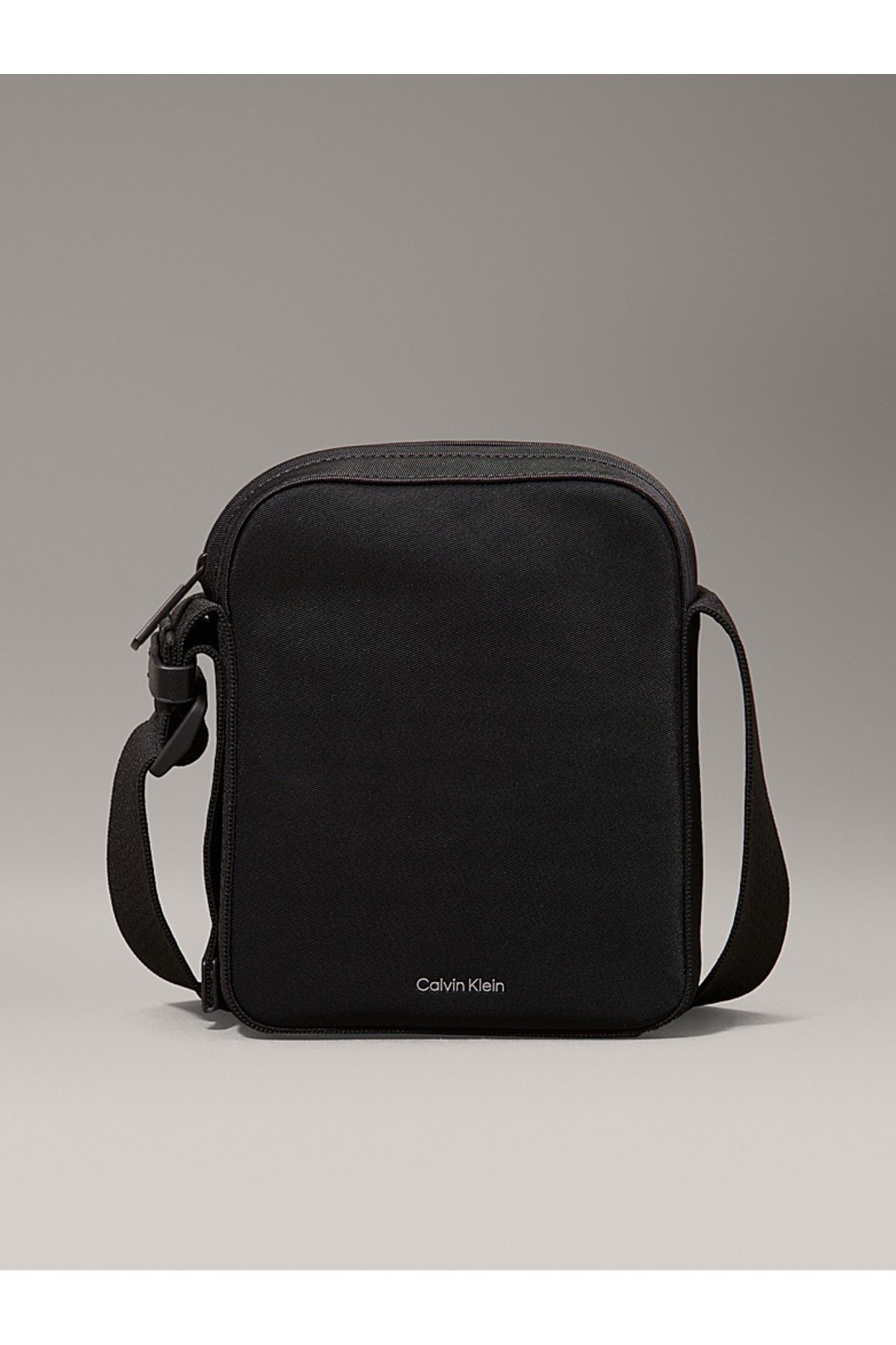 Calvin Klein Reporter Bag