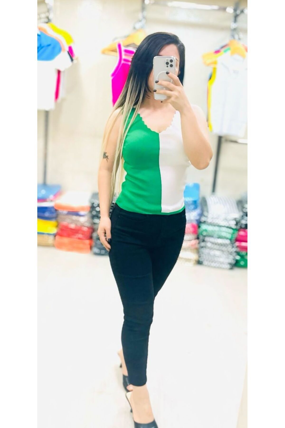 Butik Zeyoo Collection Kadın Kalın Askılı İki Renkli V Yaka Crop