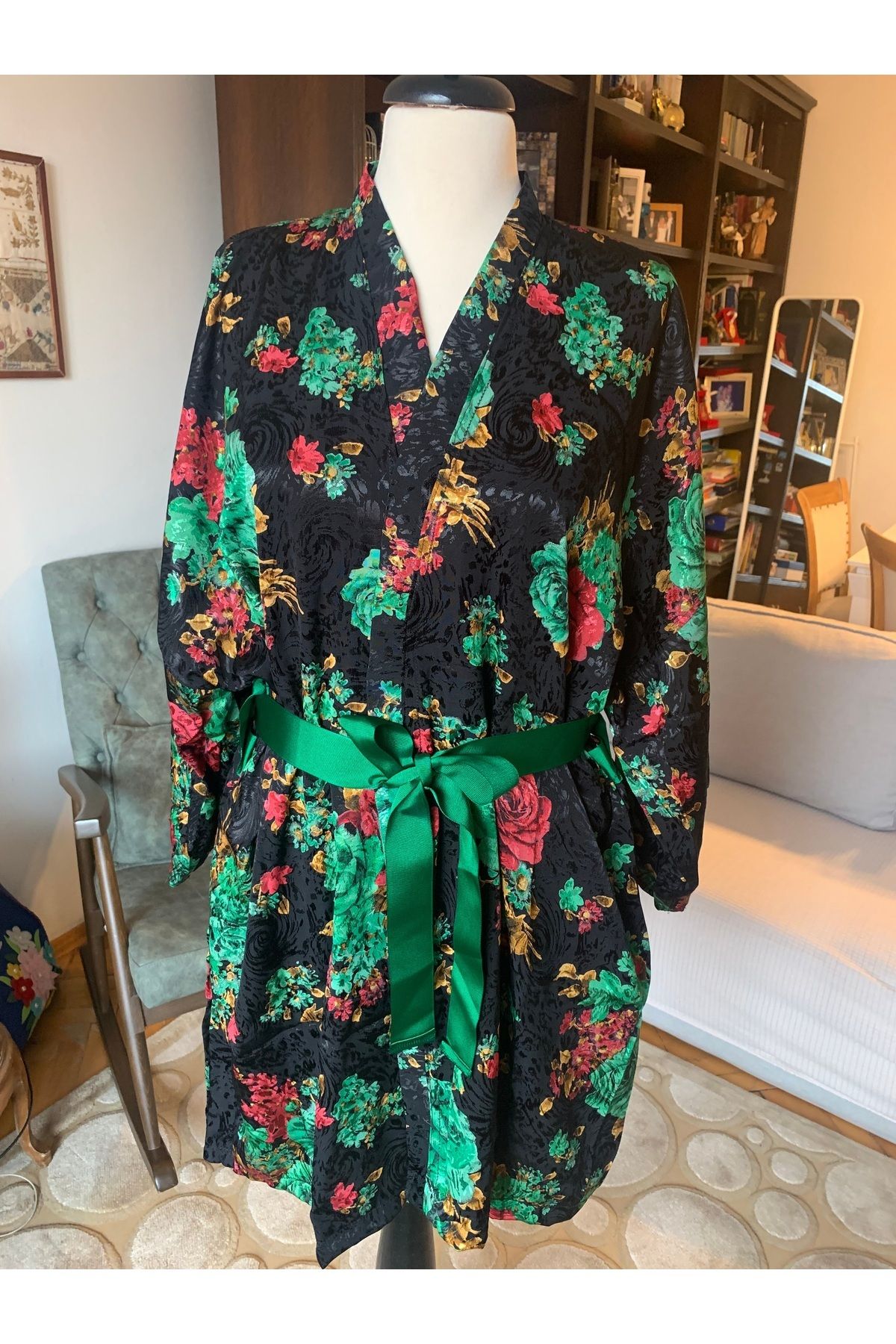TheChakaCollection Siyah Gül Desen Kimono 1