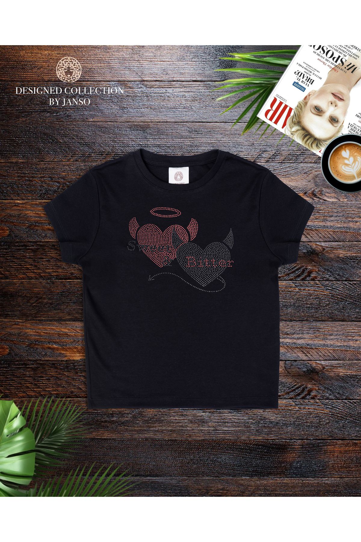 JANSO GROUP -KADIN KISA KOLLU CROP TSHIRT HEARTS BASKILI PAMUKLU KUMAŞ