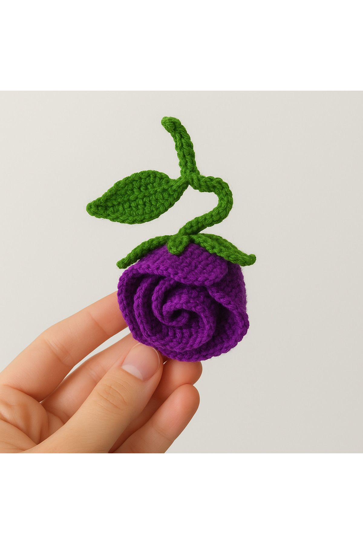 Thundero Amigurumi Gül Anahtarlık, Hediyelik, Çanta Süsü