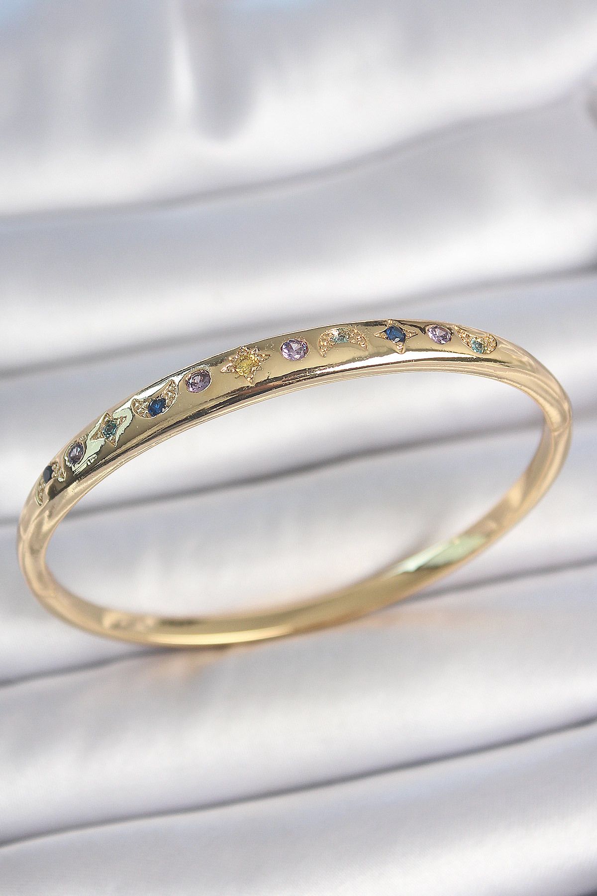 STİLLOVE Pirinç Gold Renk Renkli Zirkon Taşlı Hilal Yıldız İşlemeli Kadın Kelepçe SL11444