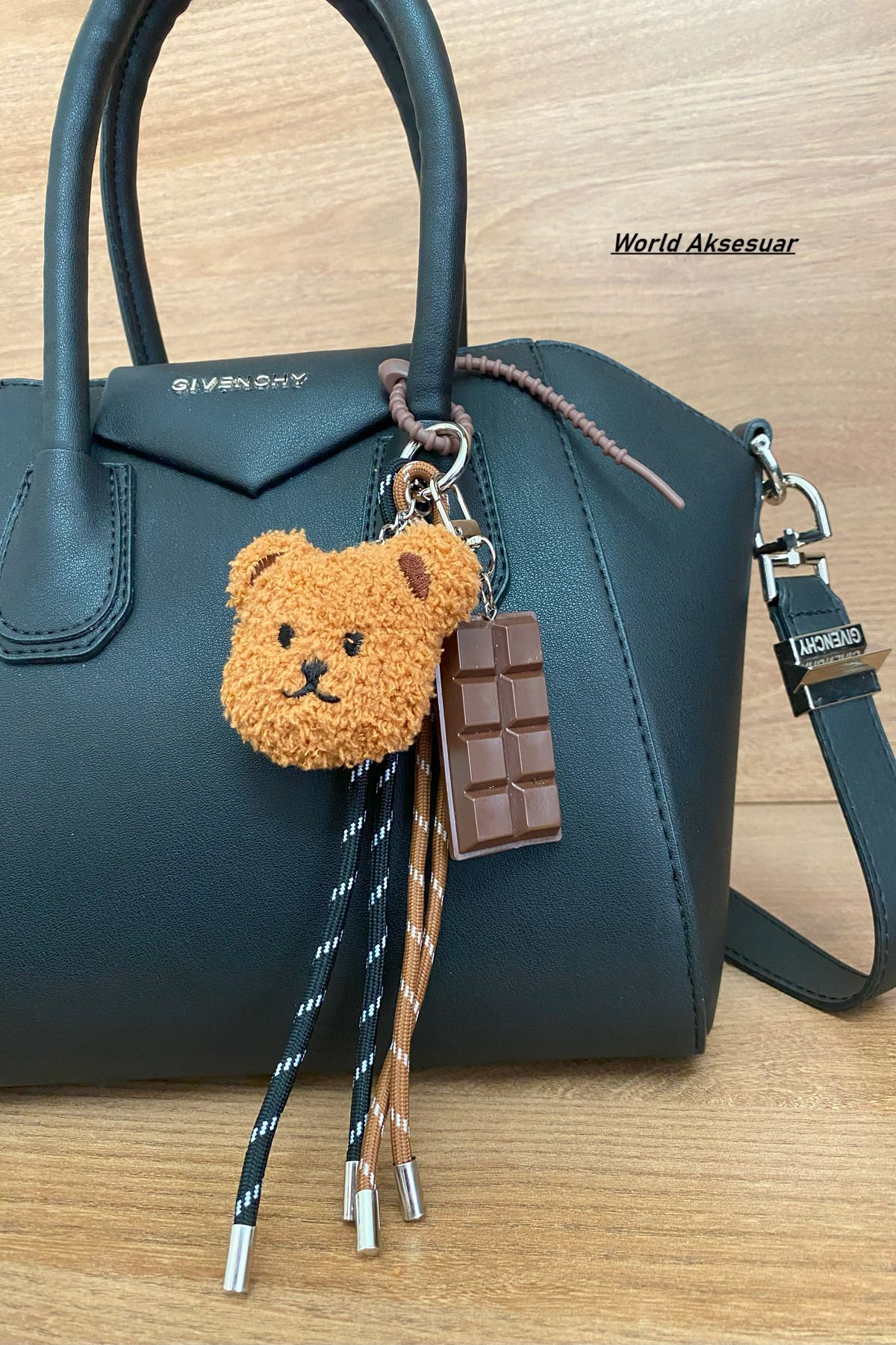 MYWORLD PELUŞ KÖPEK VE ÇİKOLATA FİGÜRLÜ ÇANTA CHARM