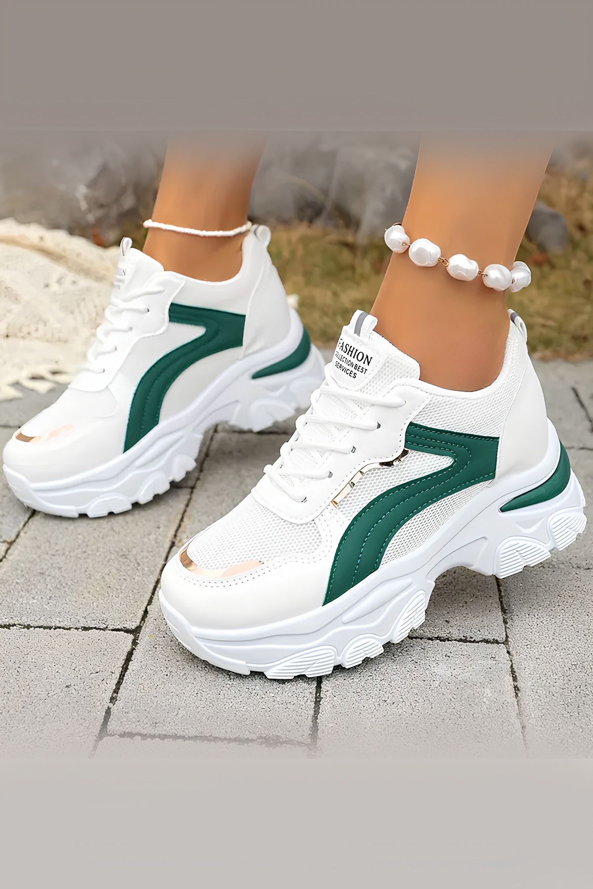 Ticen Beyaz Kalın Taban Kadın Spor Ayakkabı – Yeşil ve Gold Detaylı Nefes Alabilen Sneaker