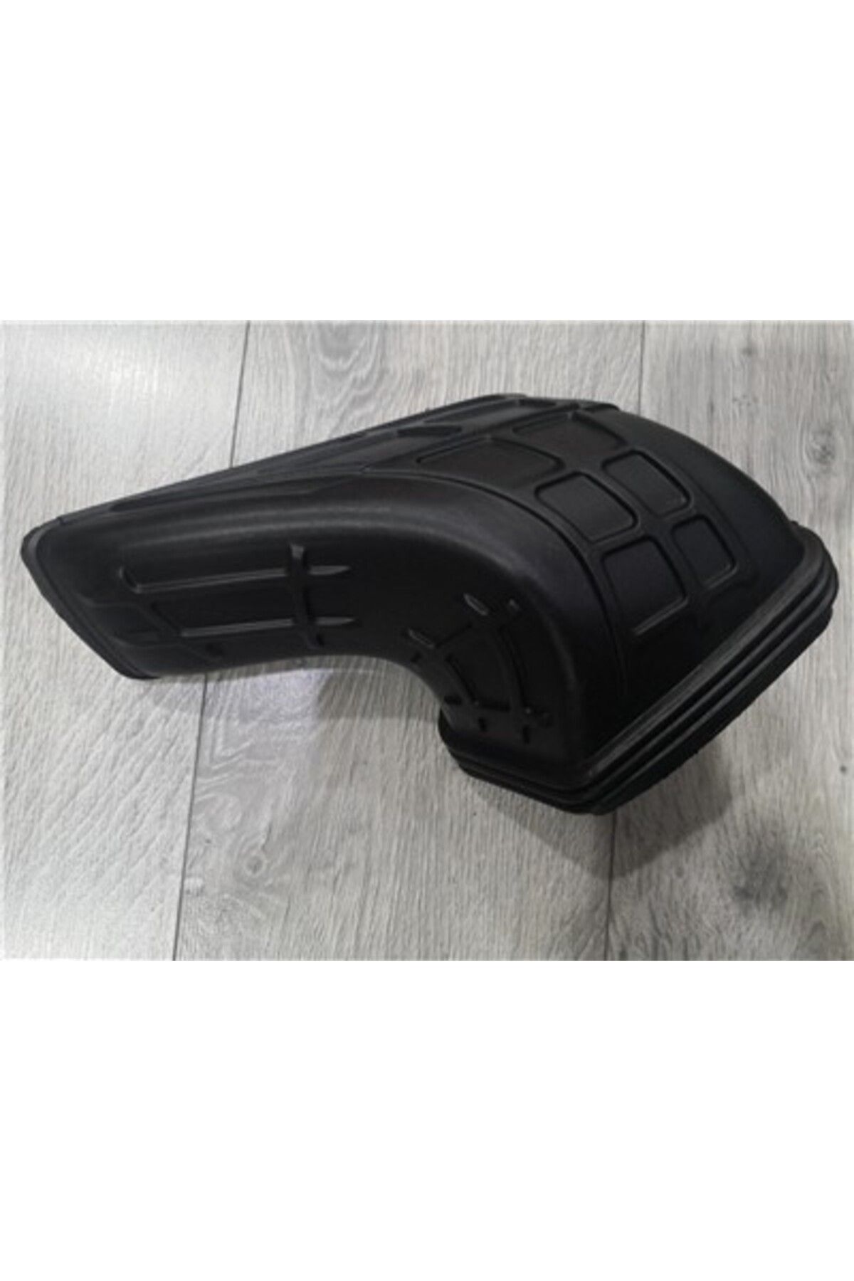 Parçadükkanda HAVA GİRİŞ KANALI A4 -08-15/A5 10-16/Q5 09-12 2,0 DİZEL