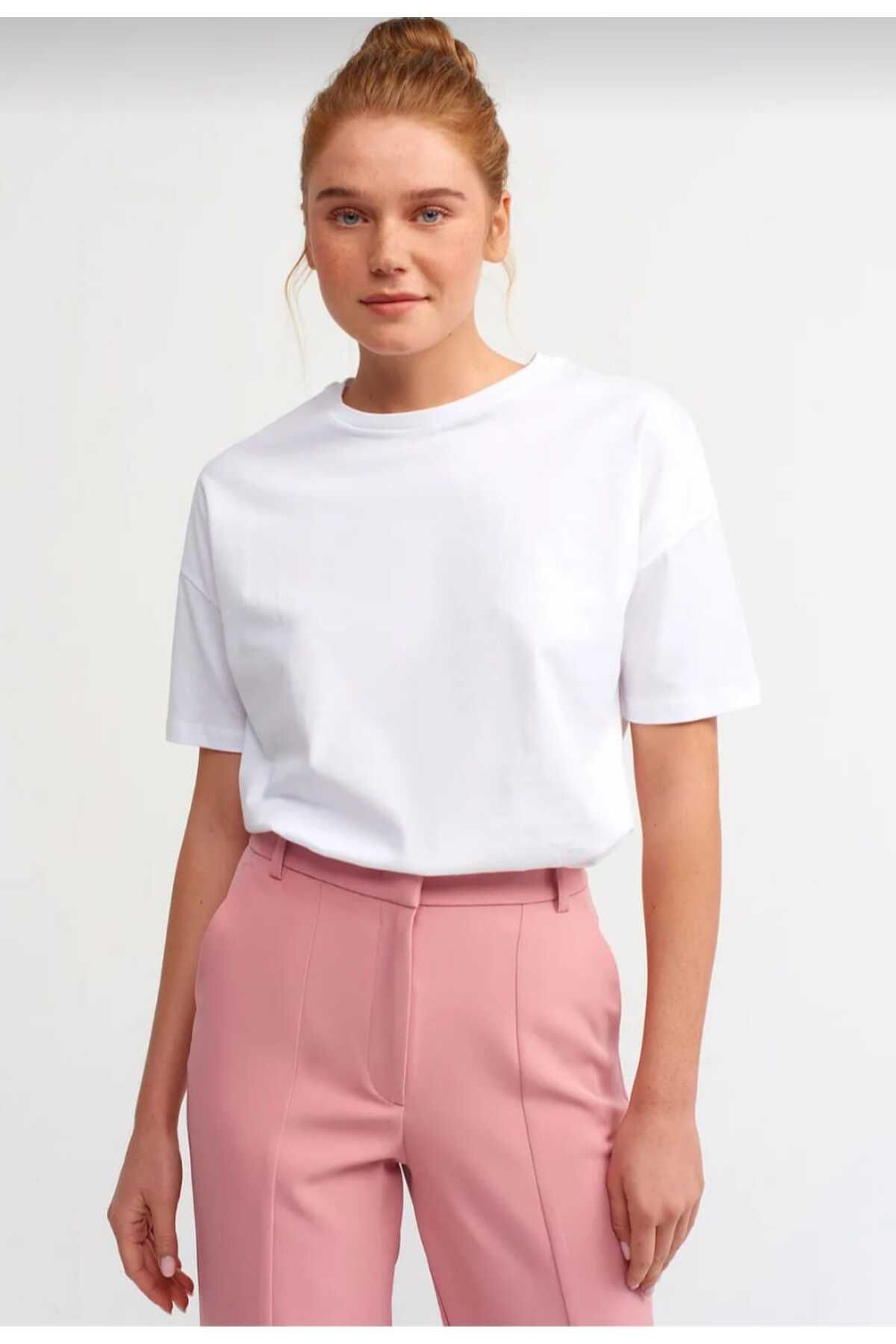 Sena Kadın %100 Pamuk Geniş Kesim Bisiklet Yaka Basic T-Shirt