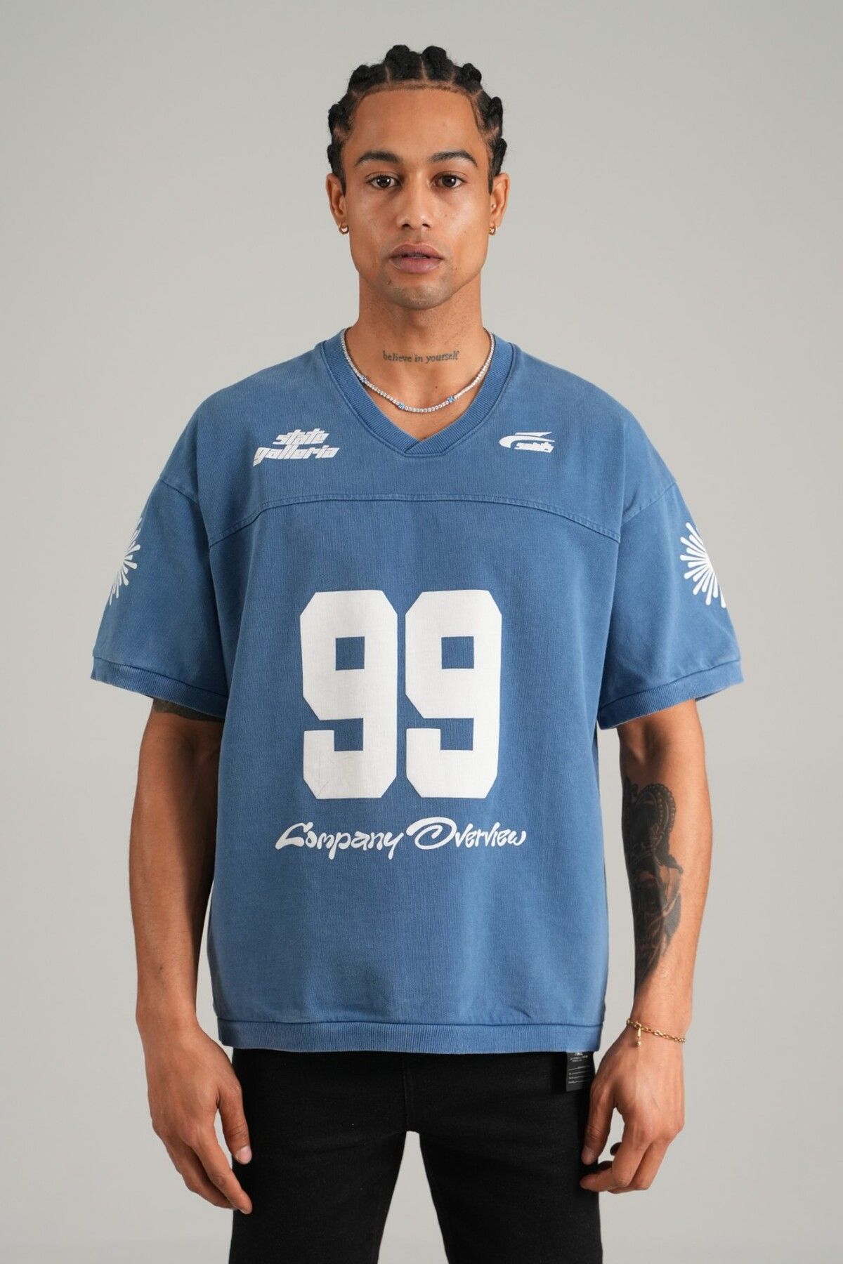 İkao 99 Baskılı V Yaka Oversize Tişört