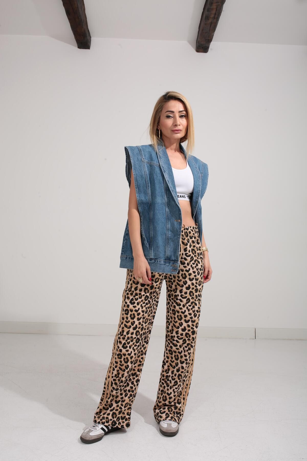 NO33 Leopar Desen Şeritli Üç İplik Pantolon