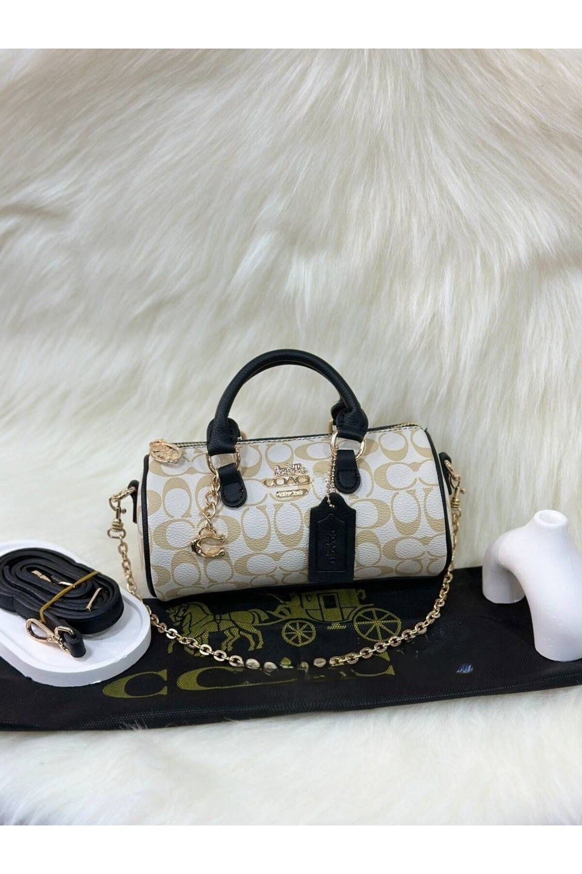 LEAUDER WOMEN ANNELER GÜNÜNE ÖZEL HEDİYE PAKETLİ ASKILI METAL AKSESUARLI TOZ TORBALI COAC-HH EL VE OMUZ ÇANTASI