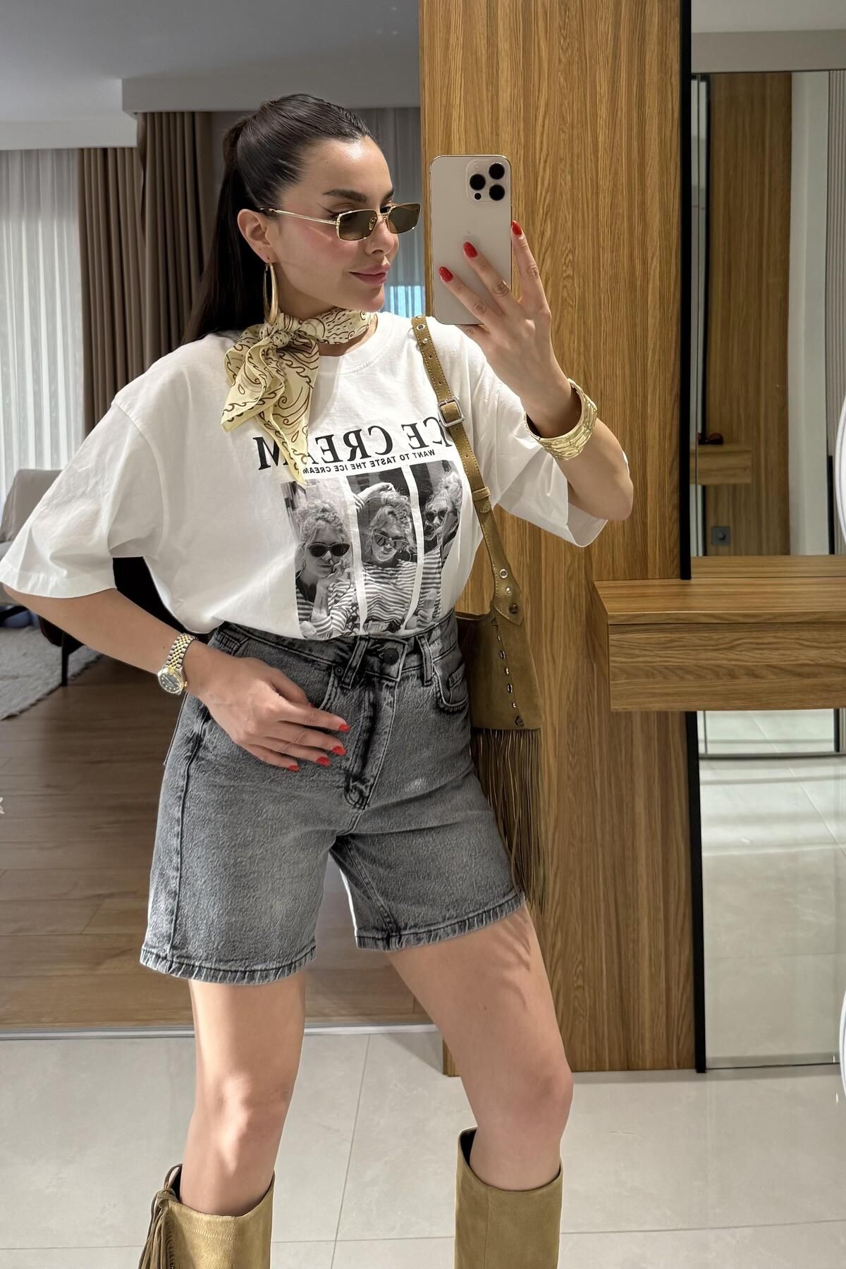 Gizem Ecemiş Ice Cream Baskılı Tshirt