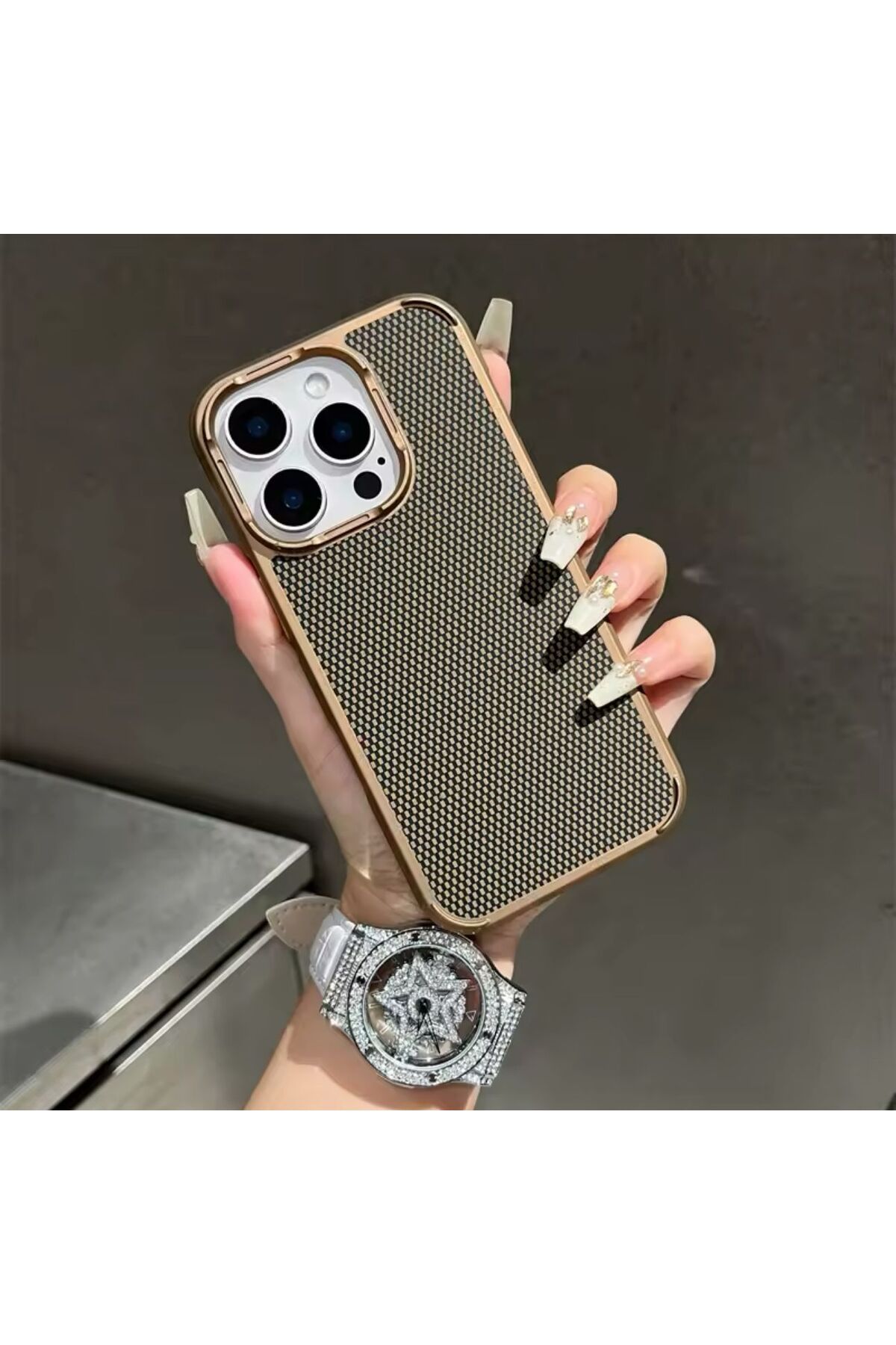 PEXURA TECH Apple İphone 13 Carbon Ultra Lüks Magsaf Destekli Premium Kılıf Kapak