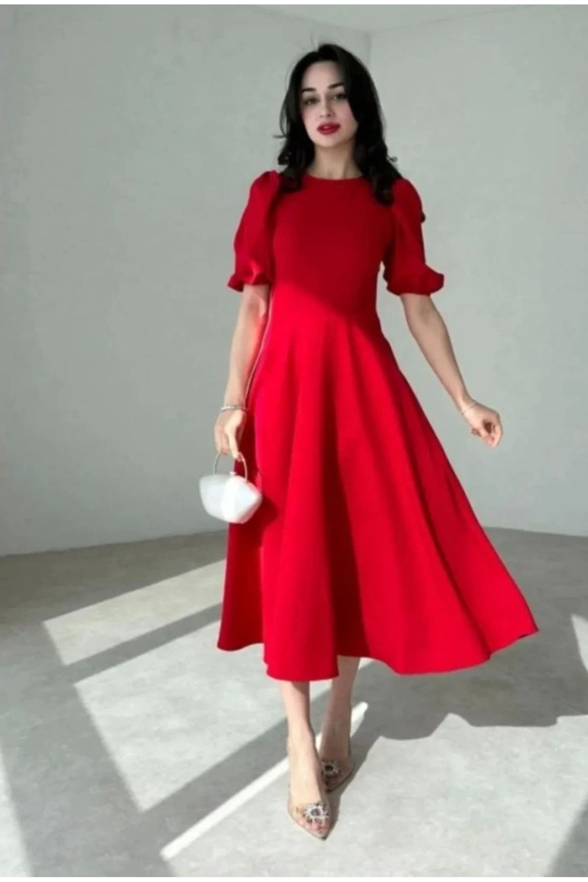 Butik Kadın Kısa Balon Kollu Bisiklet Yaka Geniş Kesim Janjan Krep Elbise