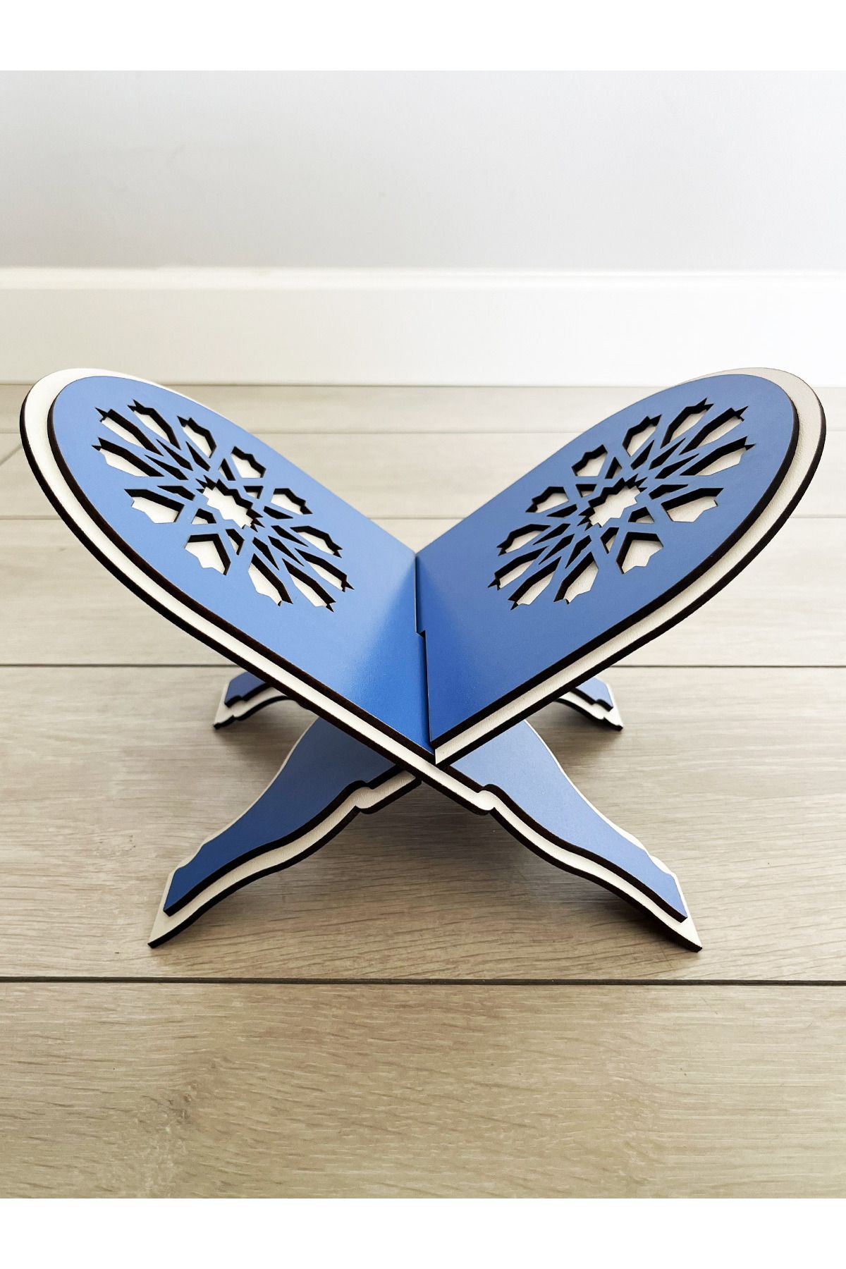 MinikButik AHŞAP RENKLİ ÇOCUK RAHLESİ (15X25 )