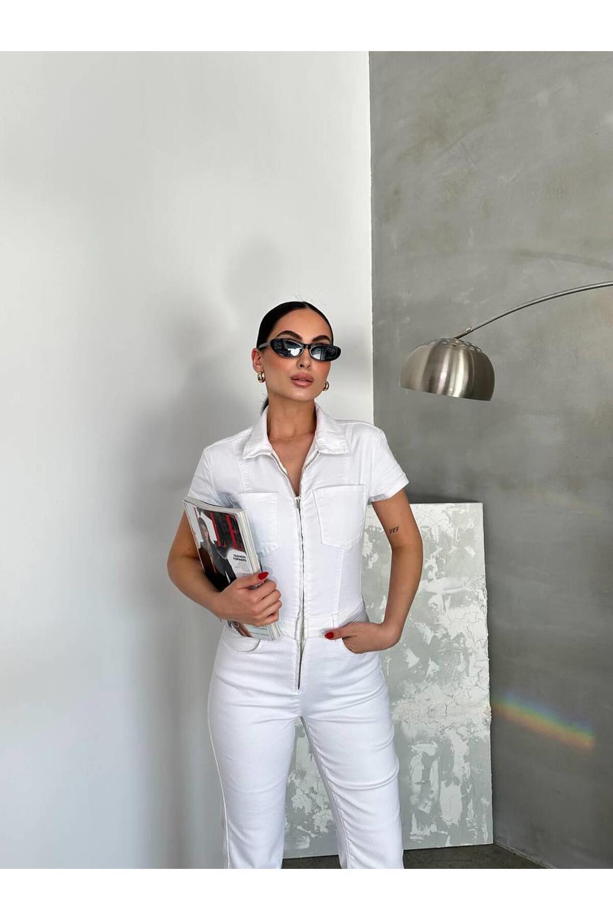 Coral-Zippered Collar Jumpsuit White 3