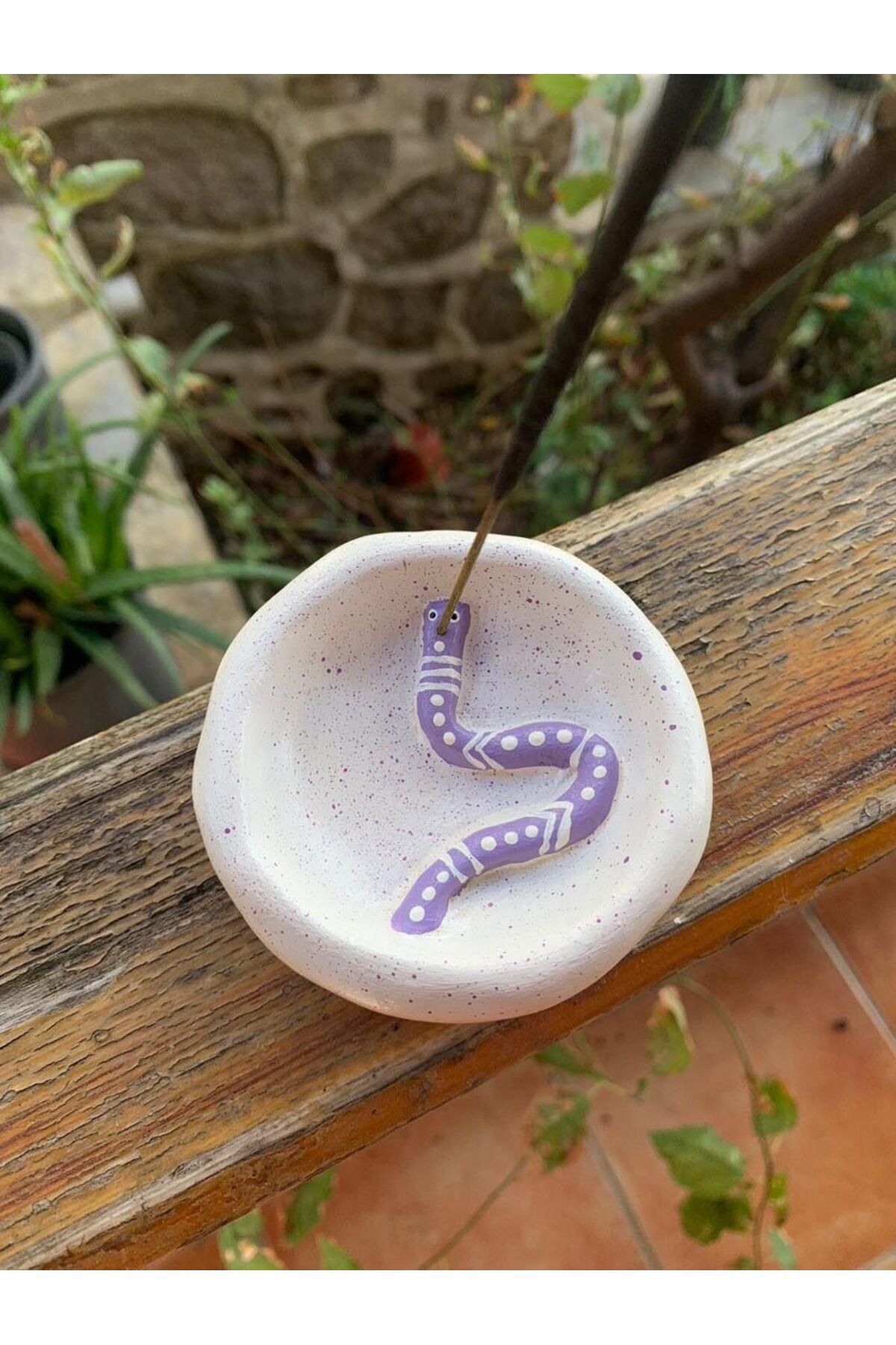 Merkür Candle Seramik El Yapımı Tütsülük Mor Yılan Detay