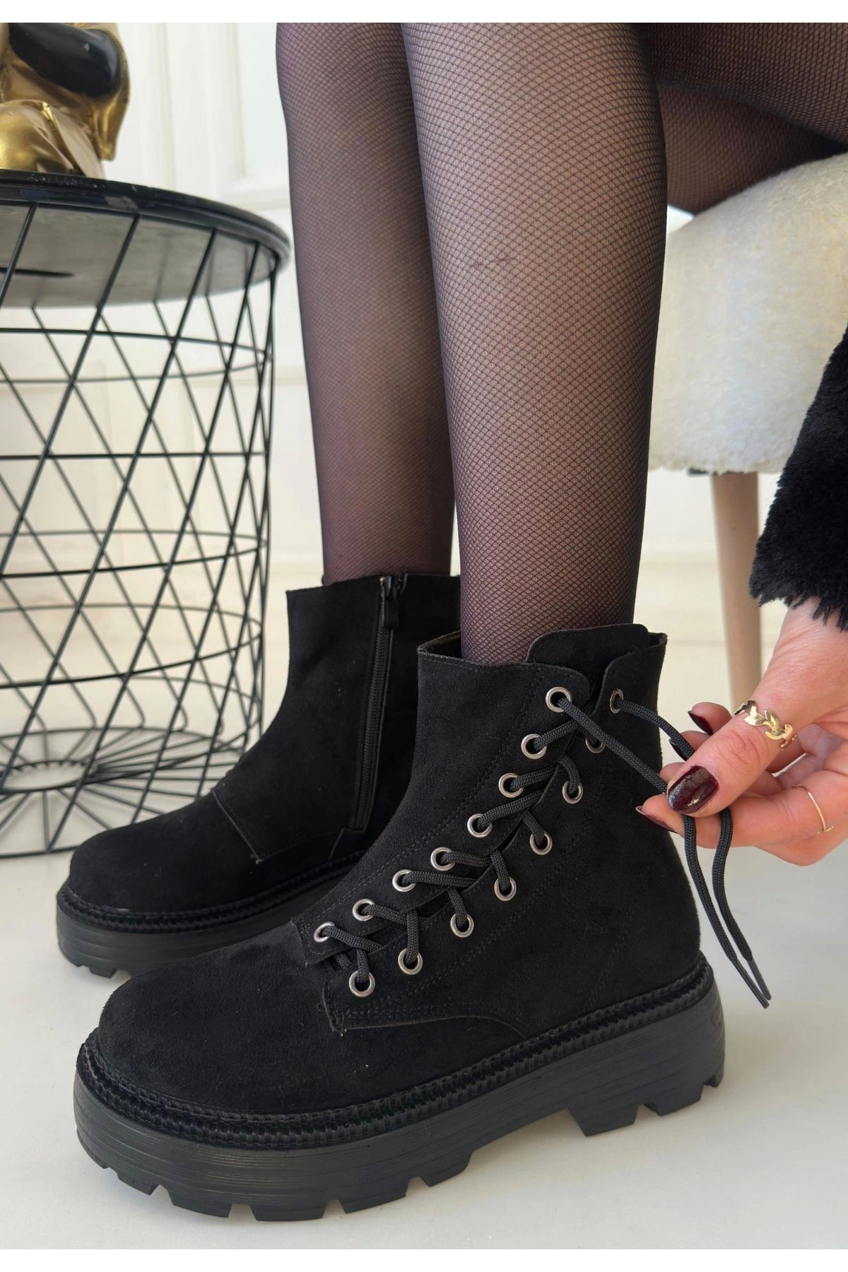 Shop58 Agnej Siyah Süet Bağcıklı Bot